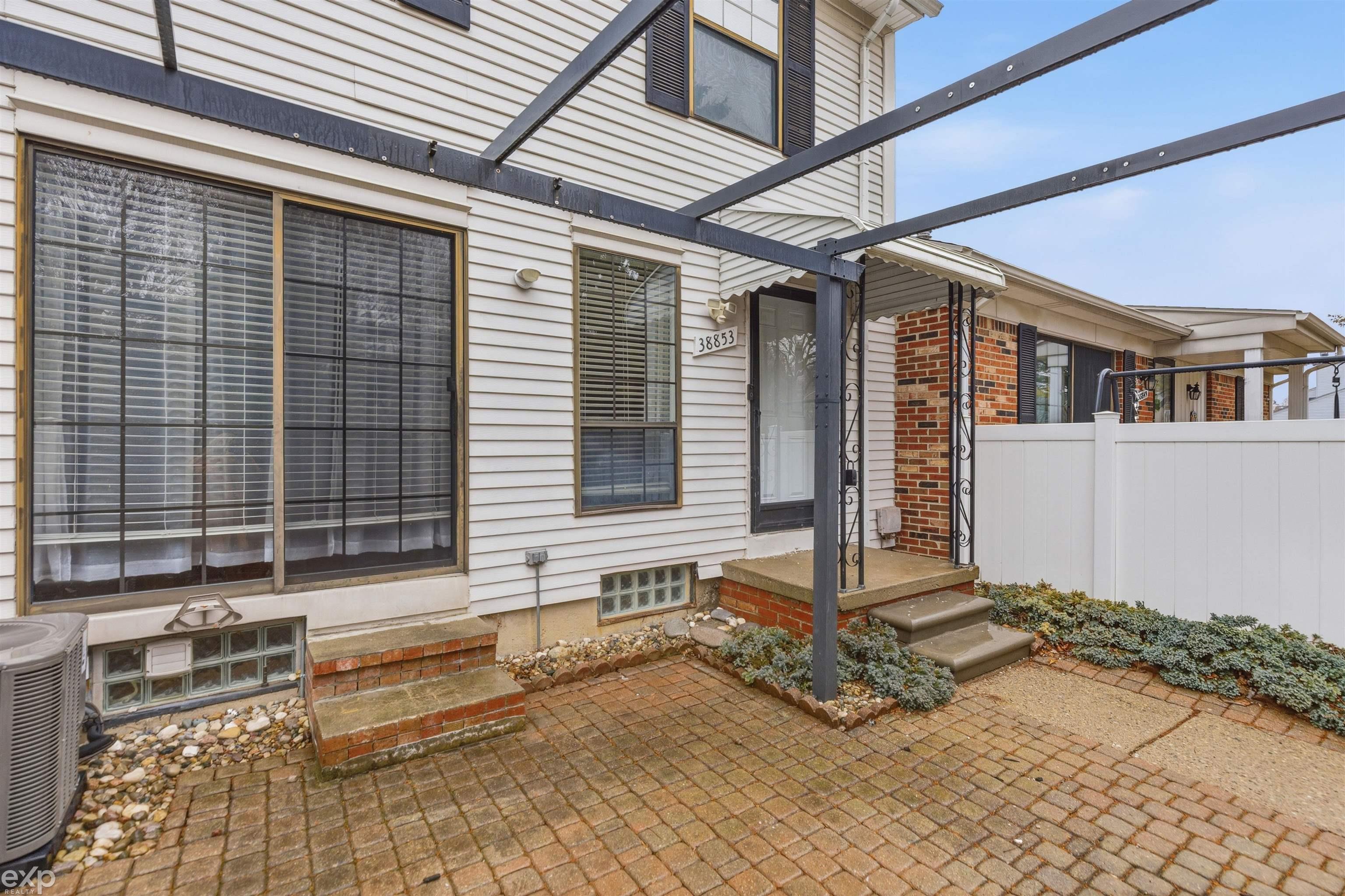 38853 Golfview W. Drive, Clinton Township, MI, 48038