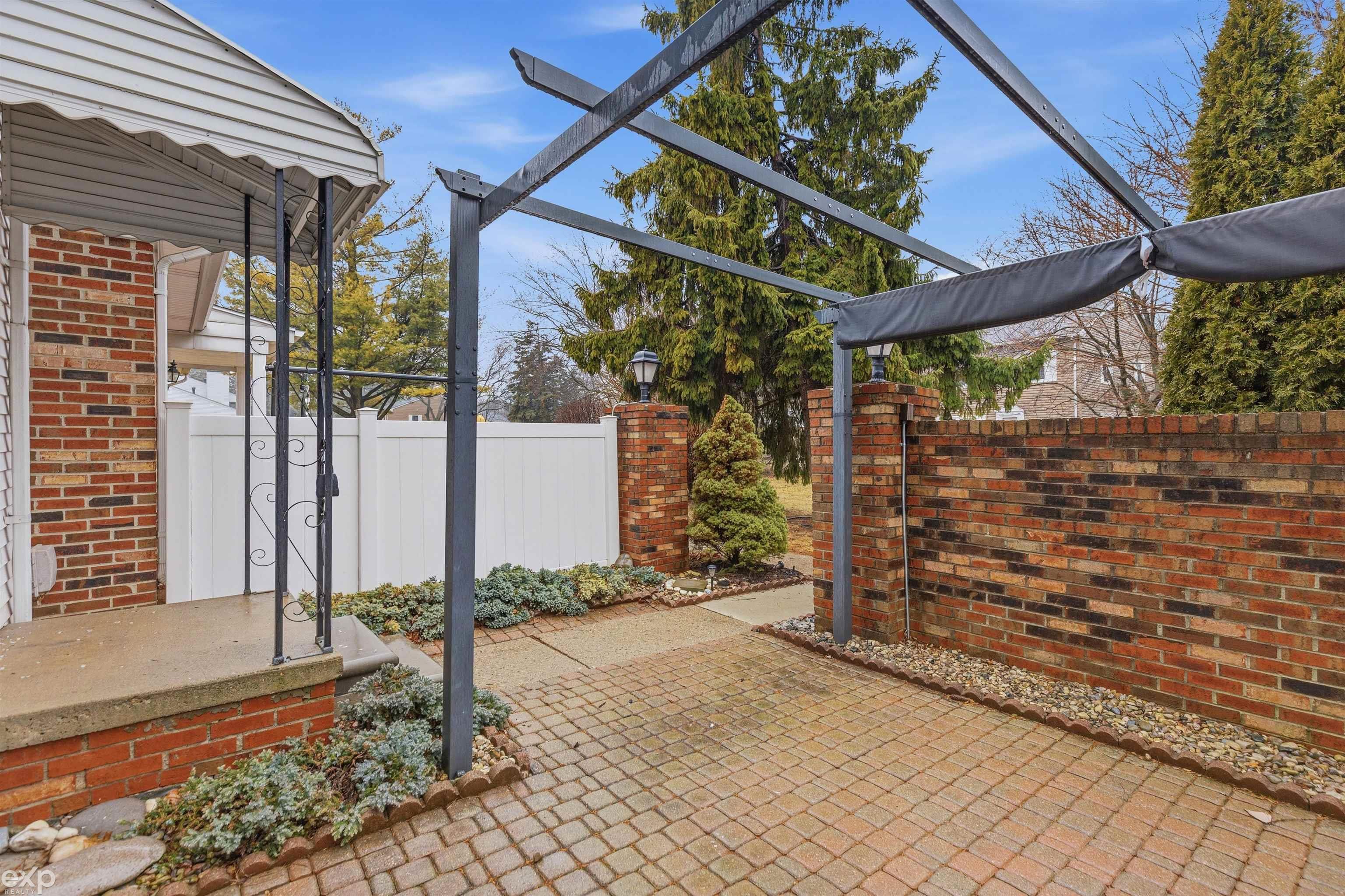 38853 Golfview W. Drive, Clinton Township, MI, 48038