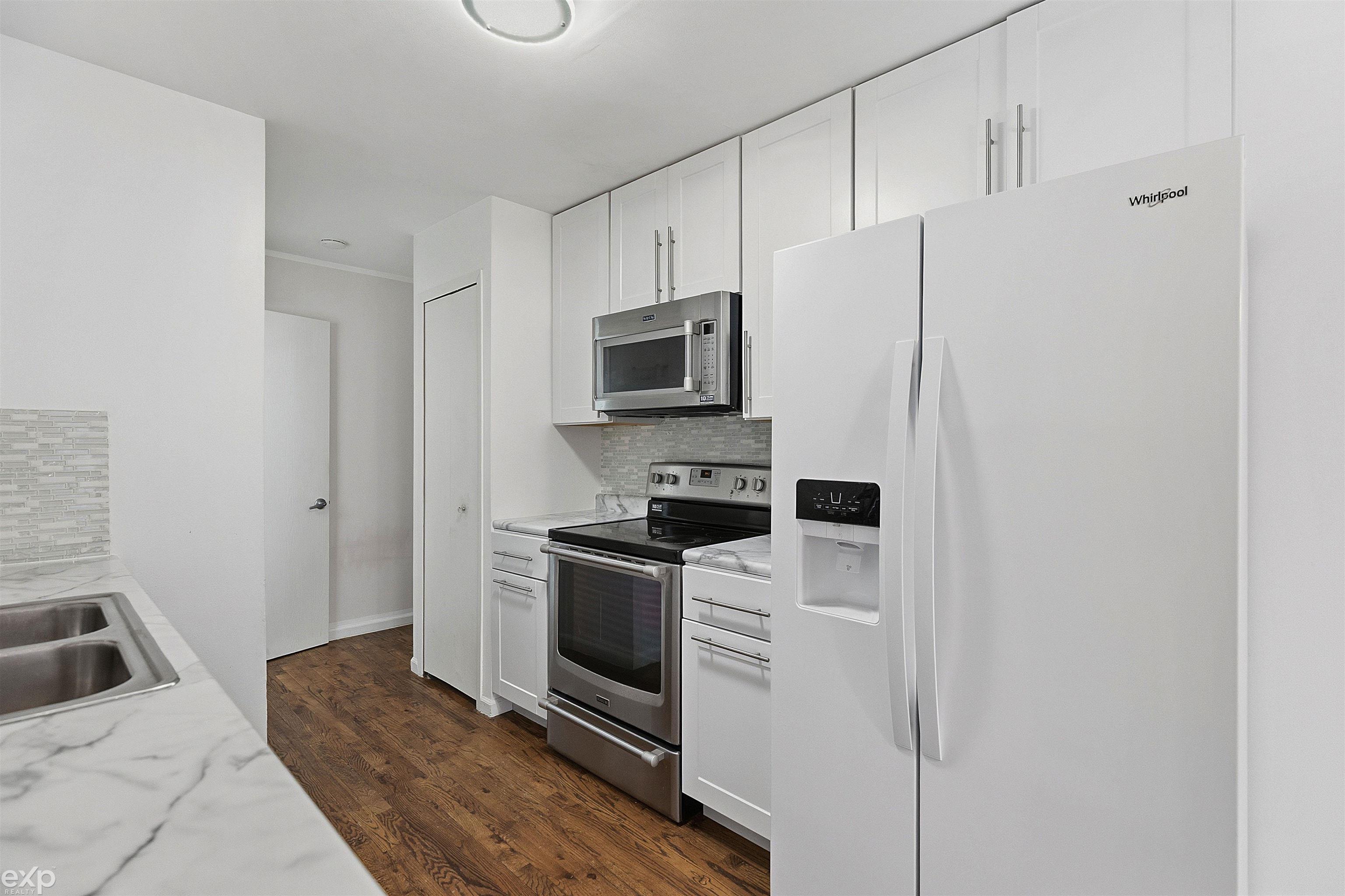 38853 Golfview W. Drive, Clinton Township, MI, 48038