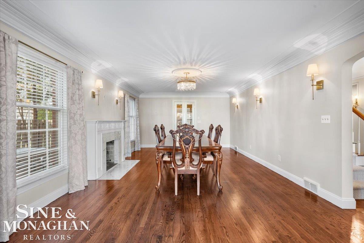 Grosse Pointe Woods, MI, 48236