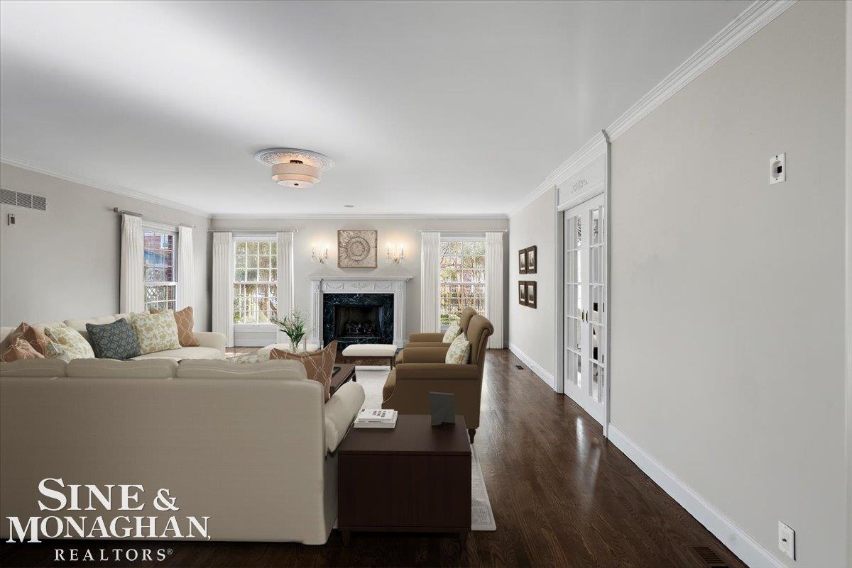 Grosse Pointe Woods, MI, 48236