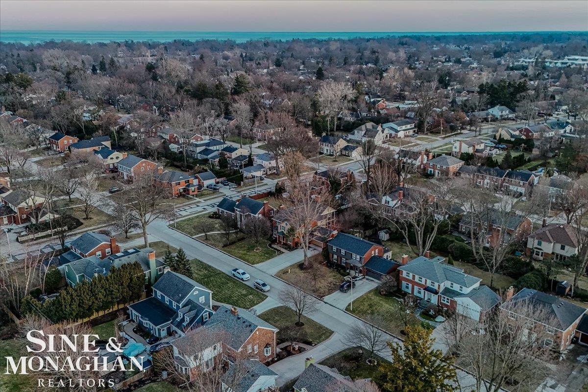 Grosse Pointe Woods, MI, 48236