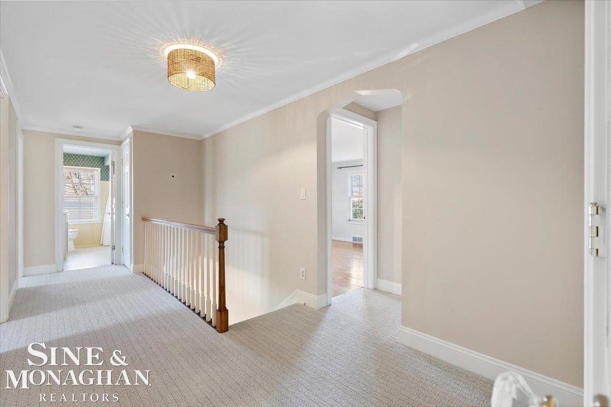 Grosse Pointe Woods, MI, 48236