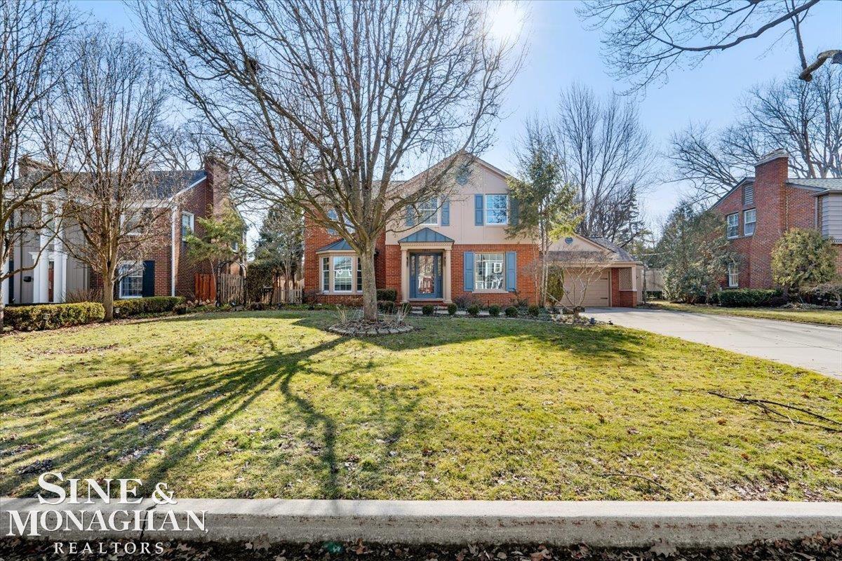 Grosse Pointe Woods, MI, 48236