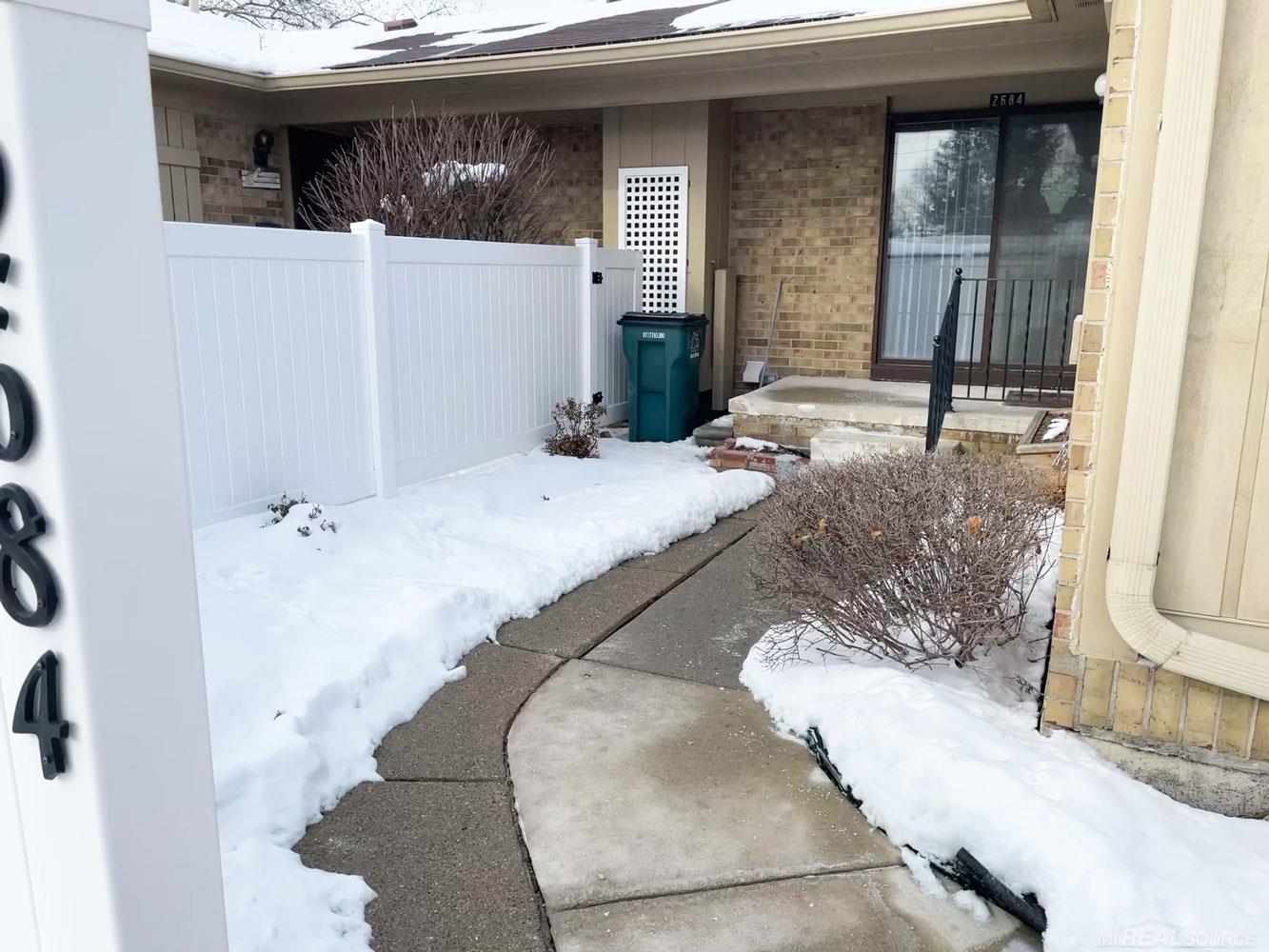 Homes for sale in Troy, MI | 2684 Roundtree Dr, Troy, MI 48083 | MLS# 50200949