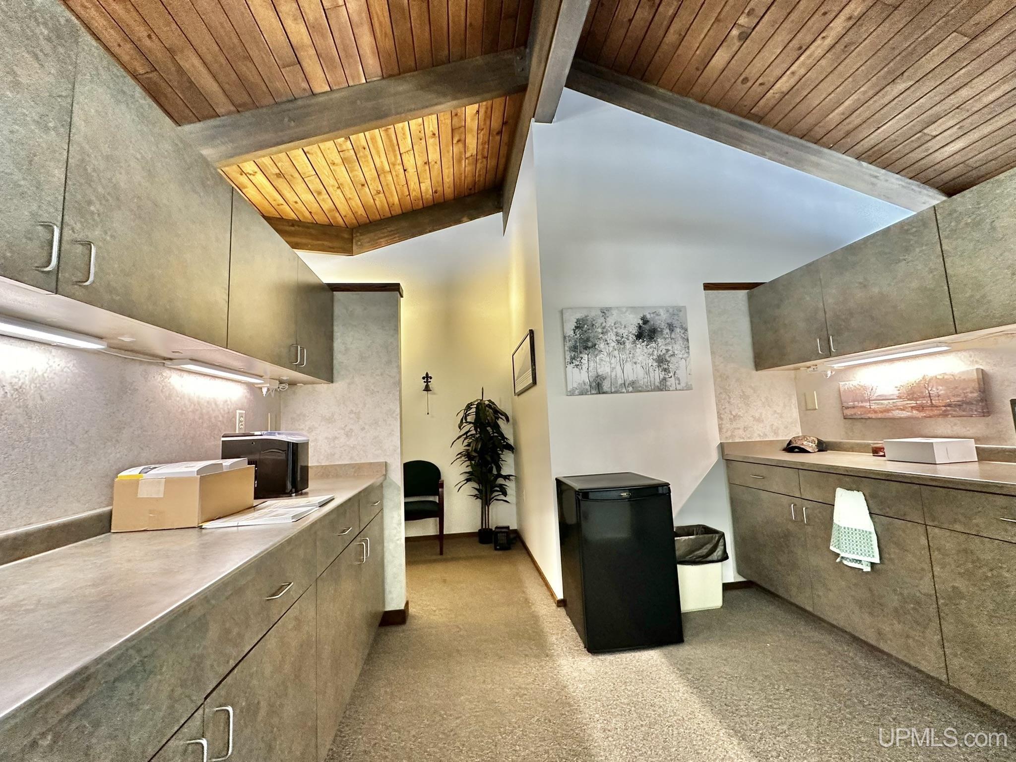 126 Woodward Avenue, Iron Mountain, MI, 49801