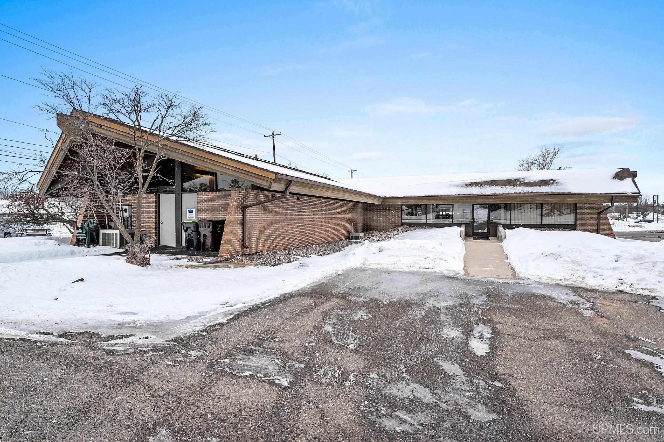 126 Woodward Avenue, Iron Mountain, MI, 49801