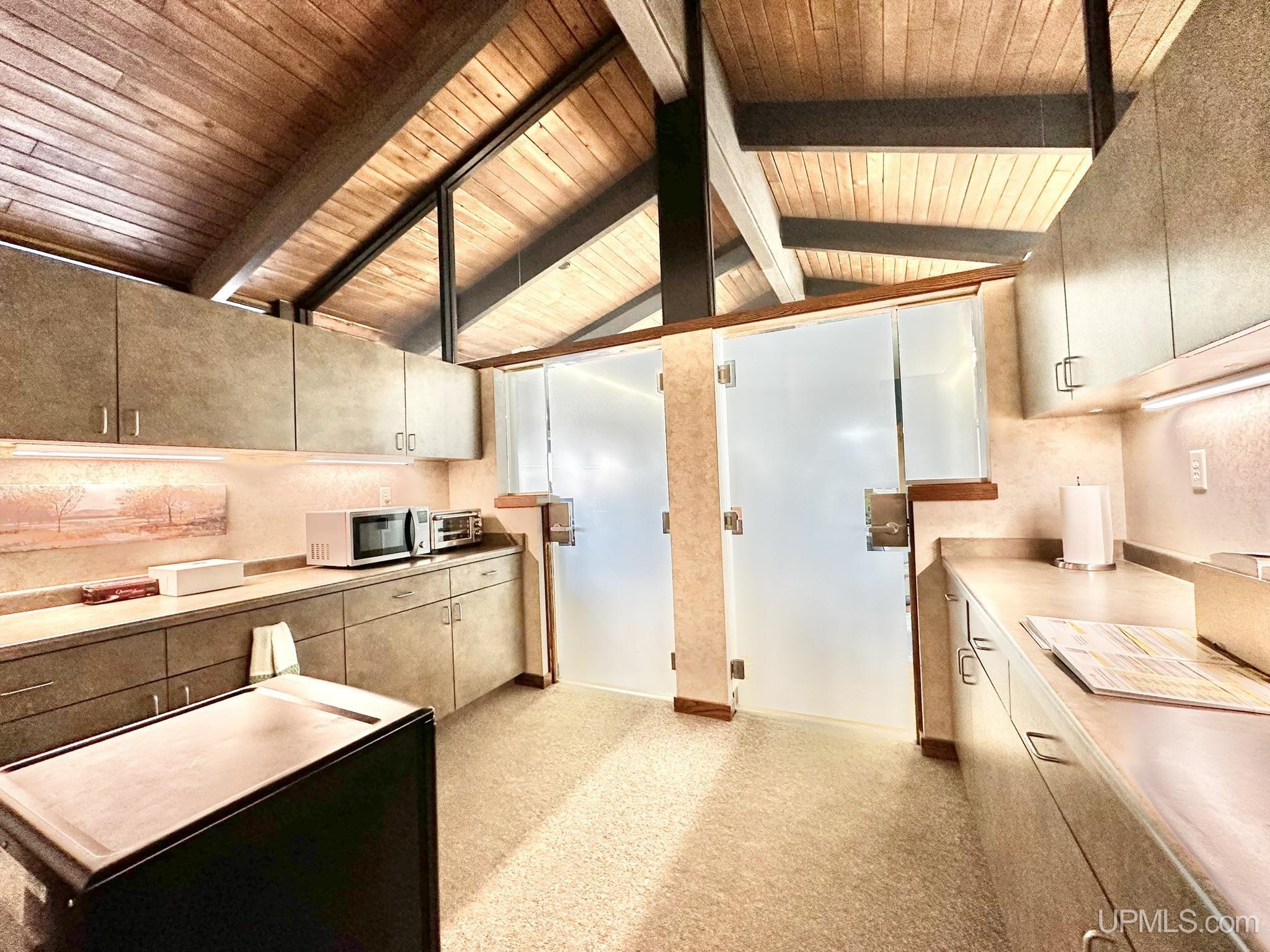 126 Woodward Avenue, Iron Mountain, MI, 49801