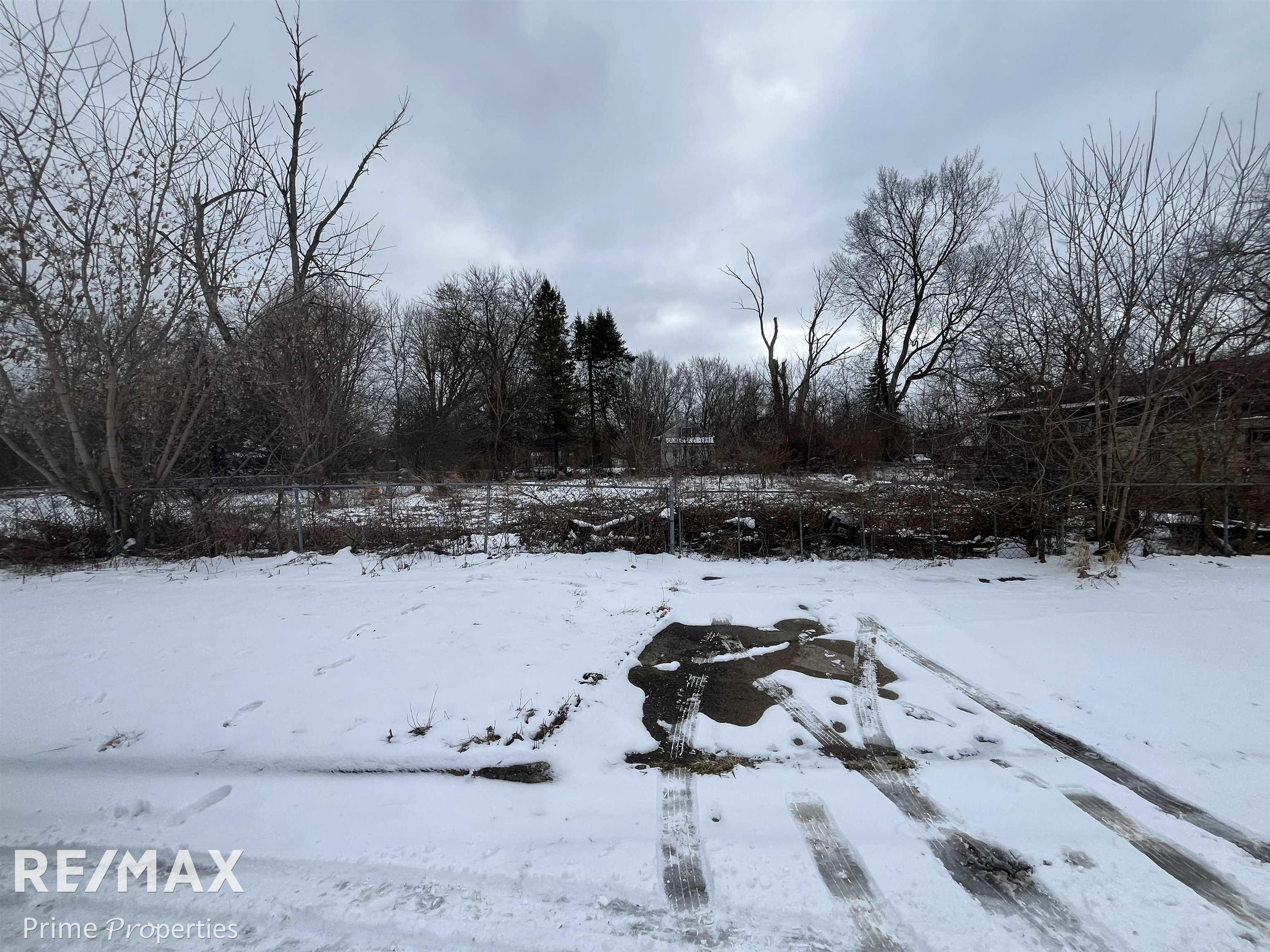 1499 W Juliah Avenue photo 3