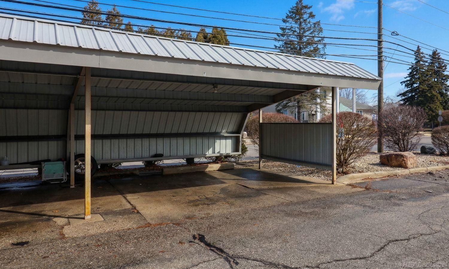 Homes for sale in Rochester Hills, MI | 2311 Walton Blvd #unit 42, Rochester Hills, MI 48309 | MLS# 50200992