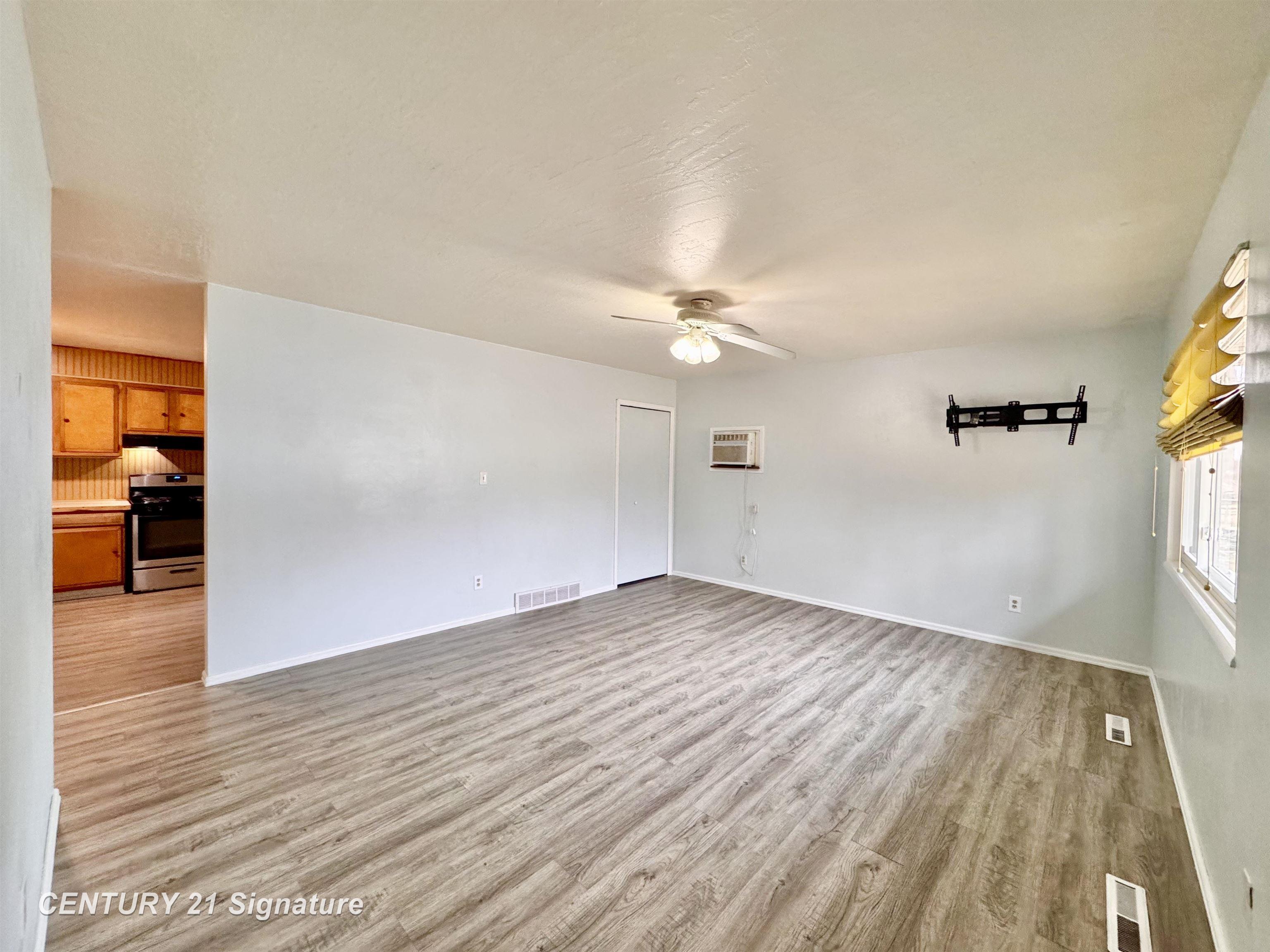 Homes for sale in Bridgeport, MI | 3910 Peach St, Bridgeport, MI 48601 | MLS# 50200995