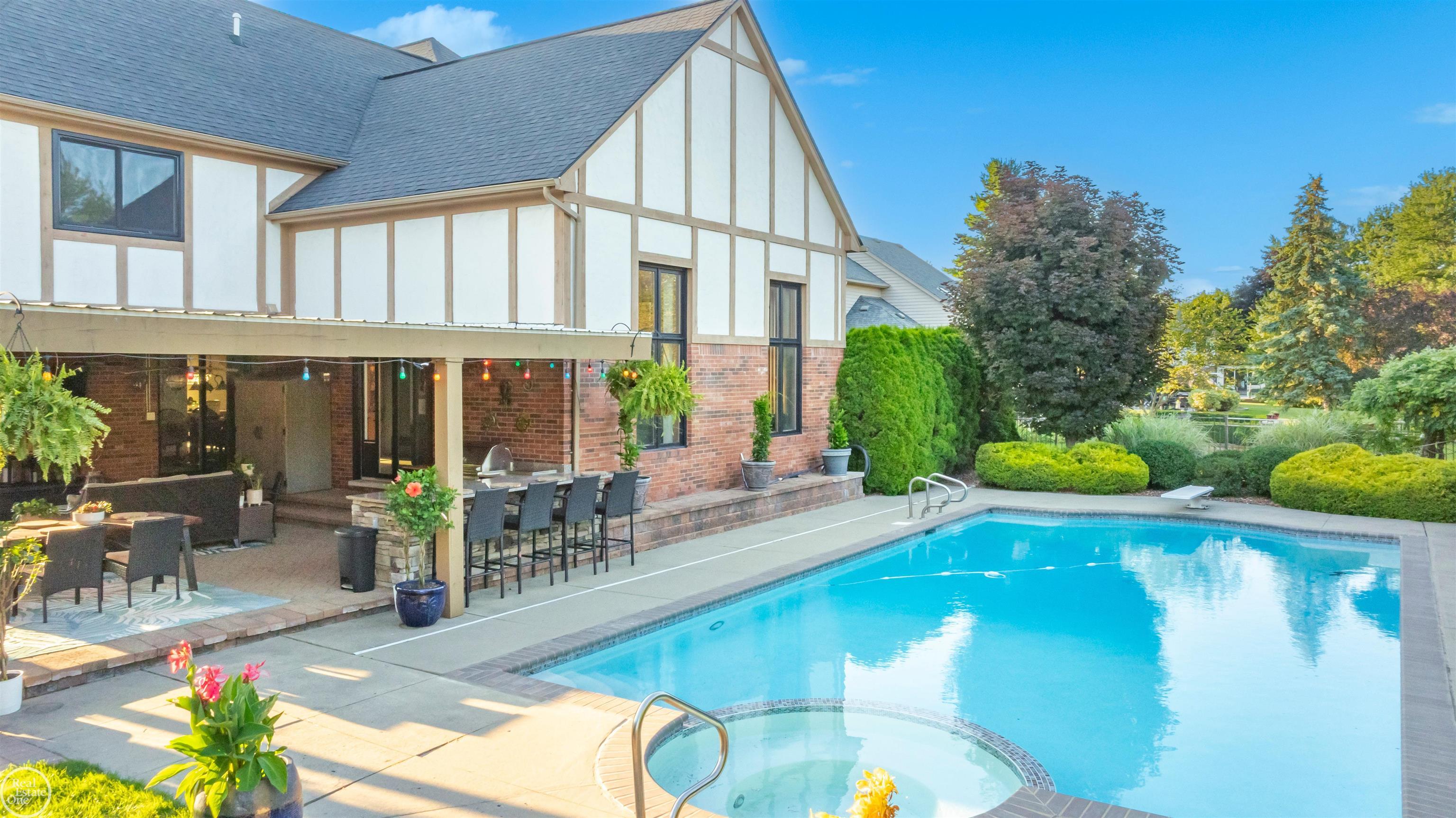 52522 Charing Way, Shelby Twp, MI, 48315