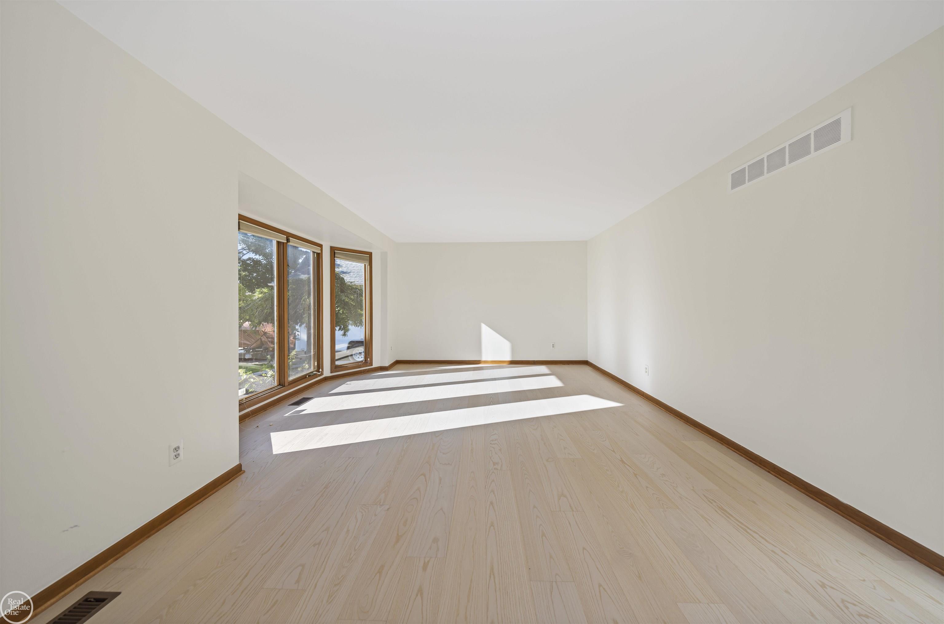 52522 Charing Way, Shelby Twp, MI, 48315