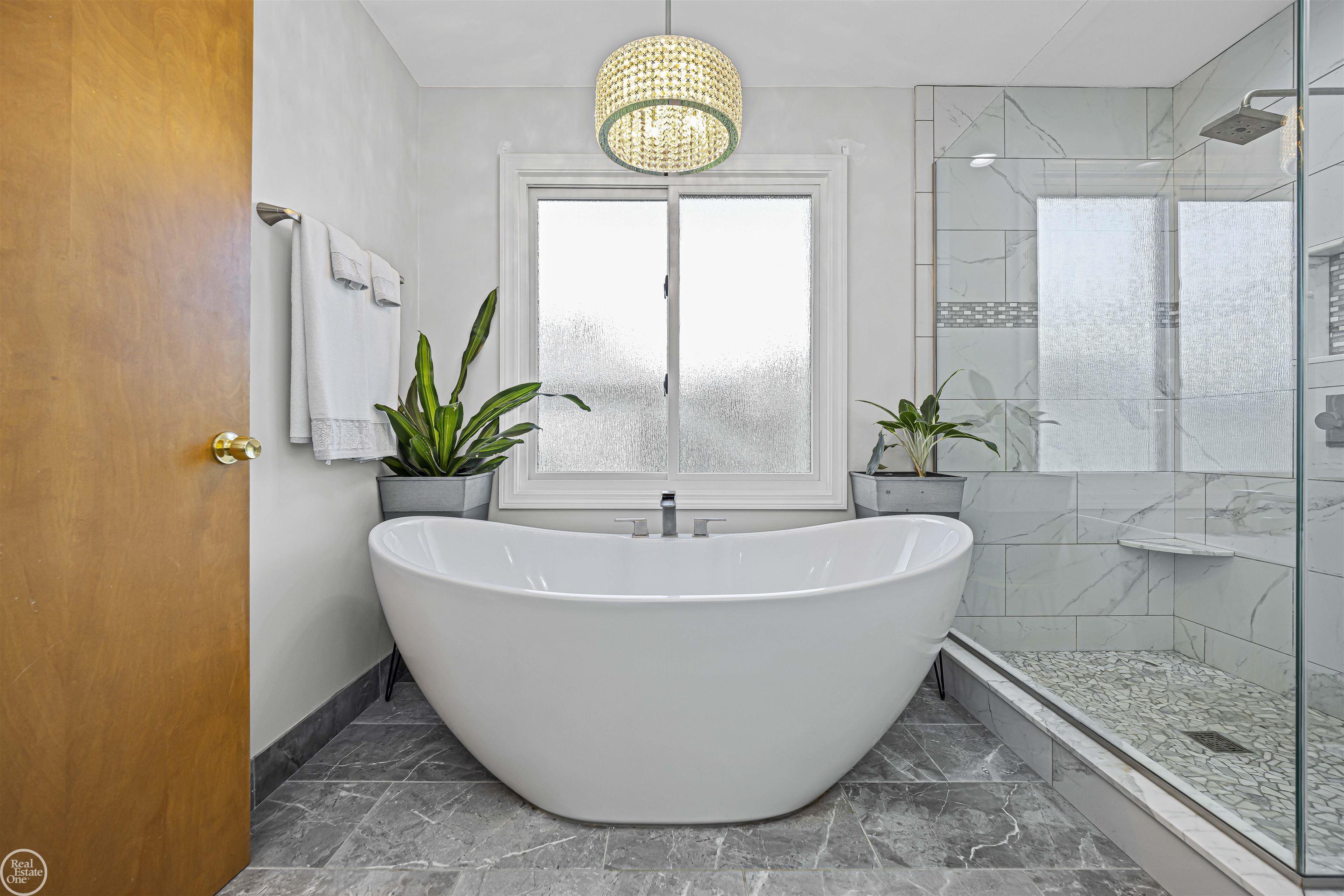 52522 Charing Way, Shelby Twp, MI, 48315