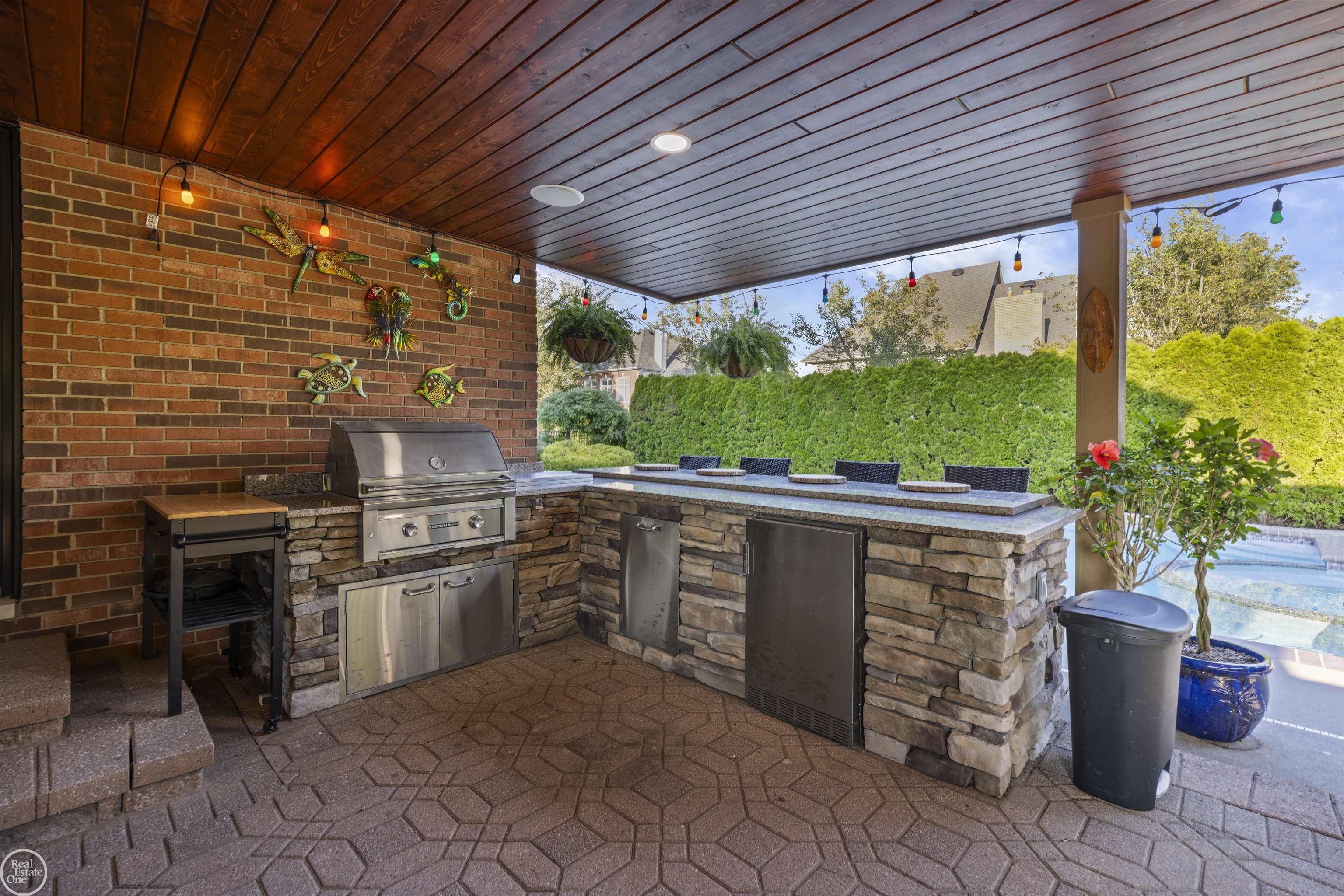 52522 Charing Way, Shelby Twp, MI, 48315