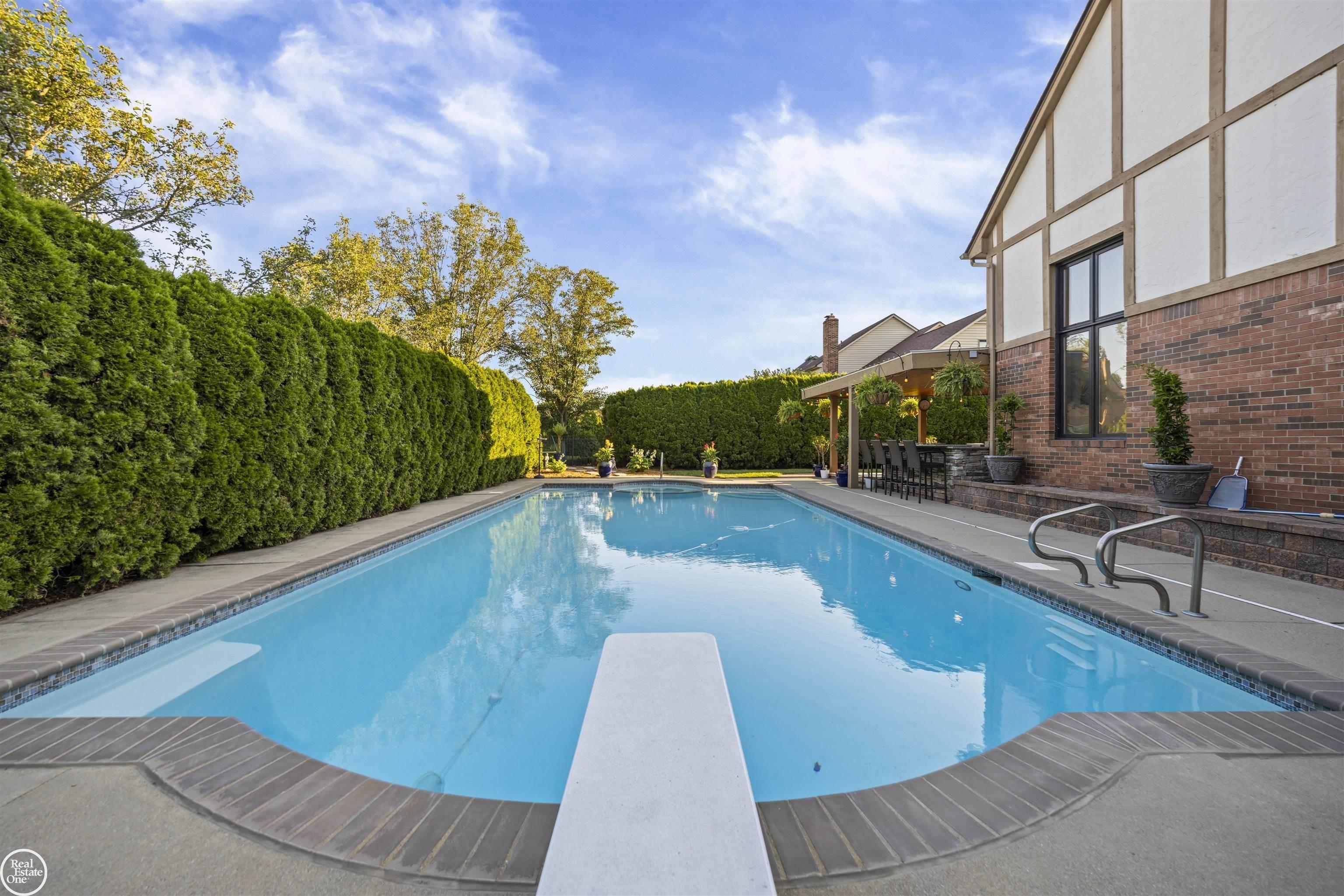 52522 Charing Way, Shelby Twp, MI, 48315