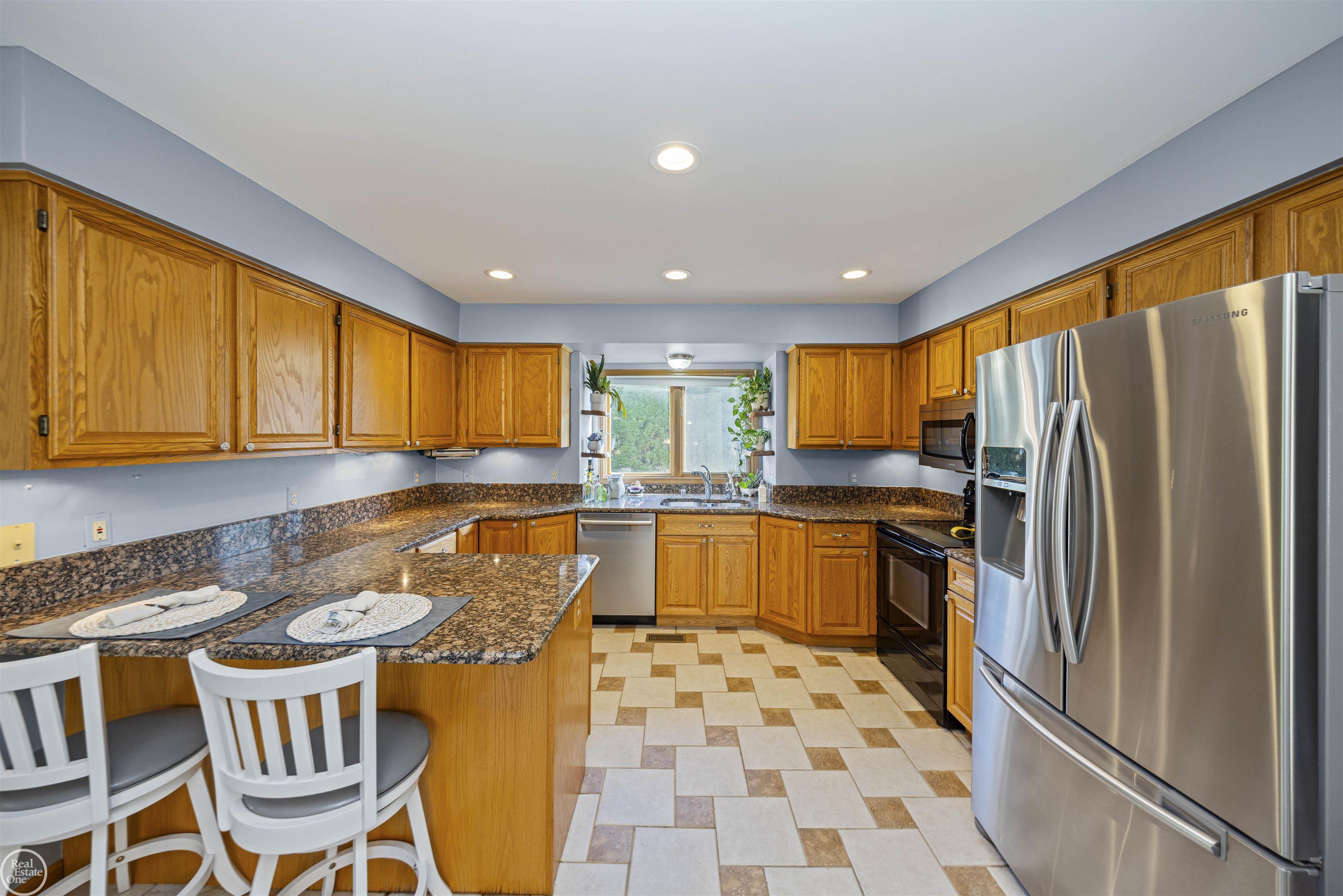 52522 Charing Way, Shelby Twp, MI, 48315