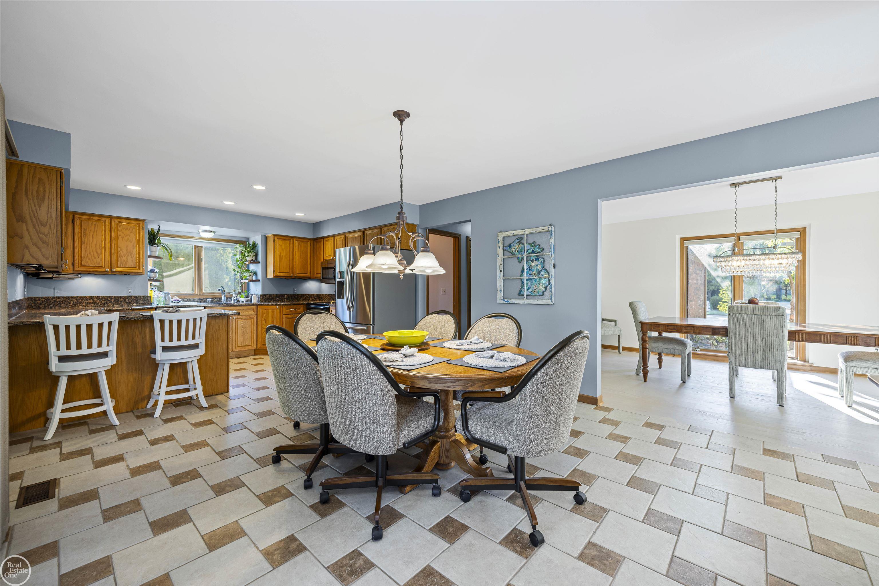 52522 Charing Way, Shelby Twp, MI, 48315