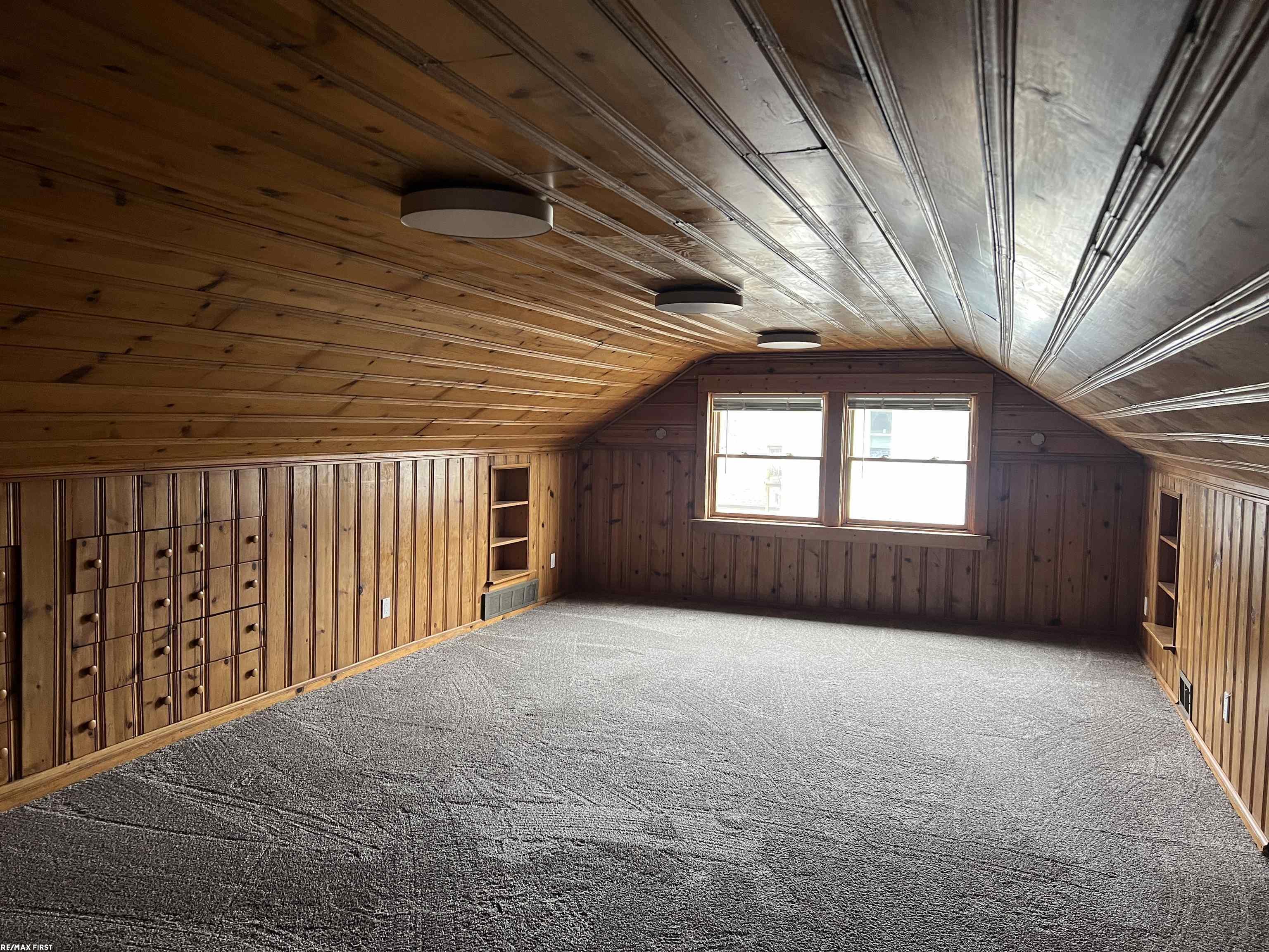 26 Hollywood Court, Mount Clemens, MI, 48043