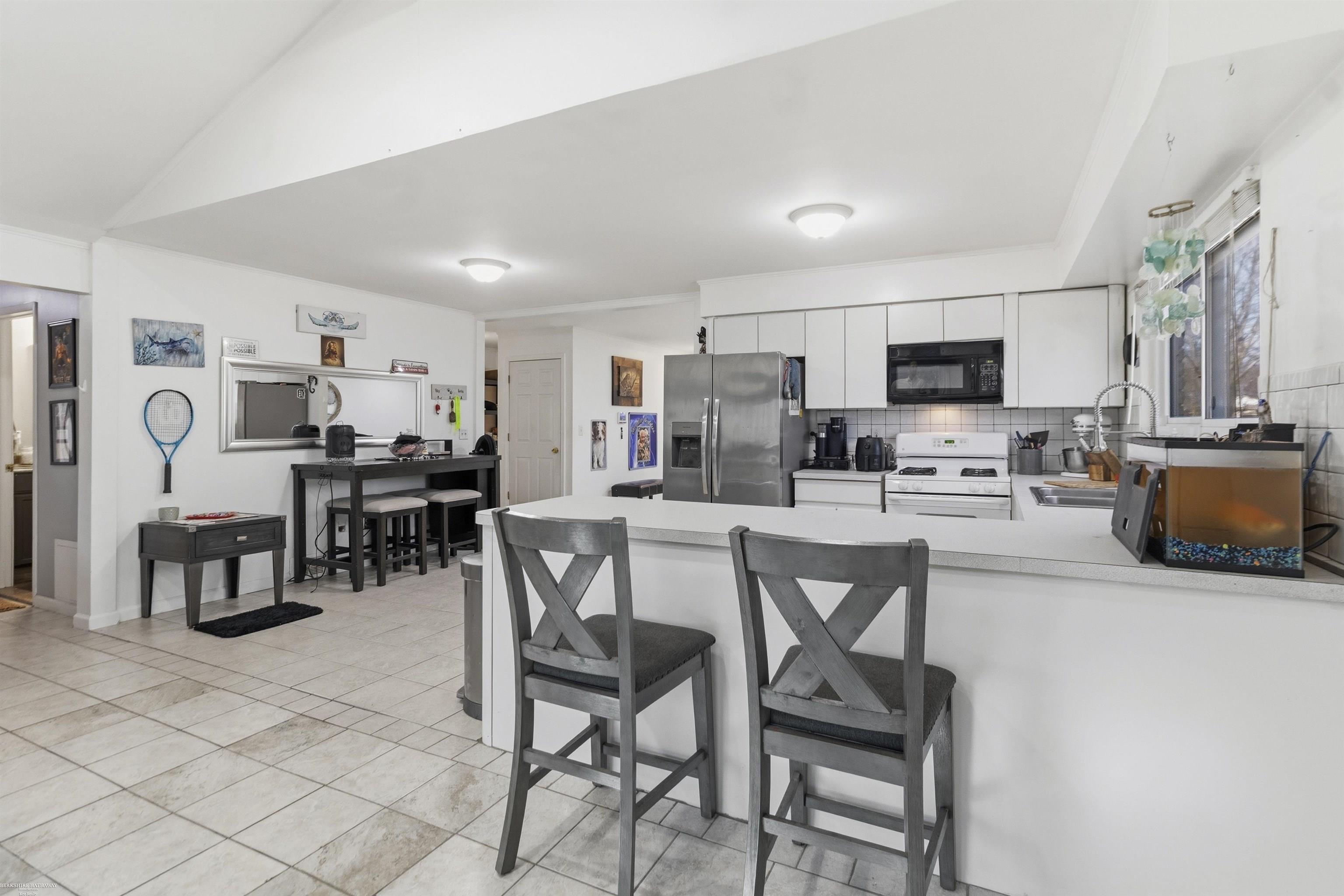 38270 Steede Dr Street, Sterling Heights, MI, 48310