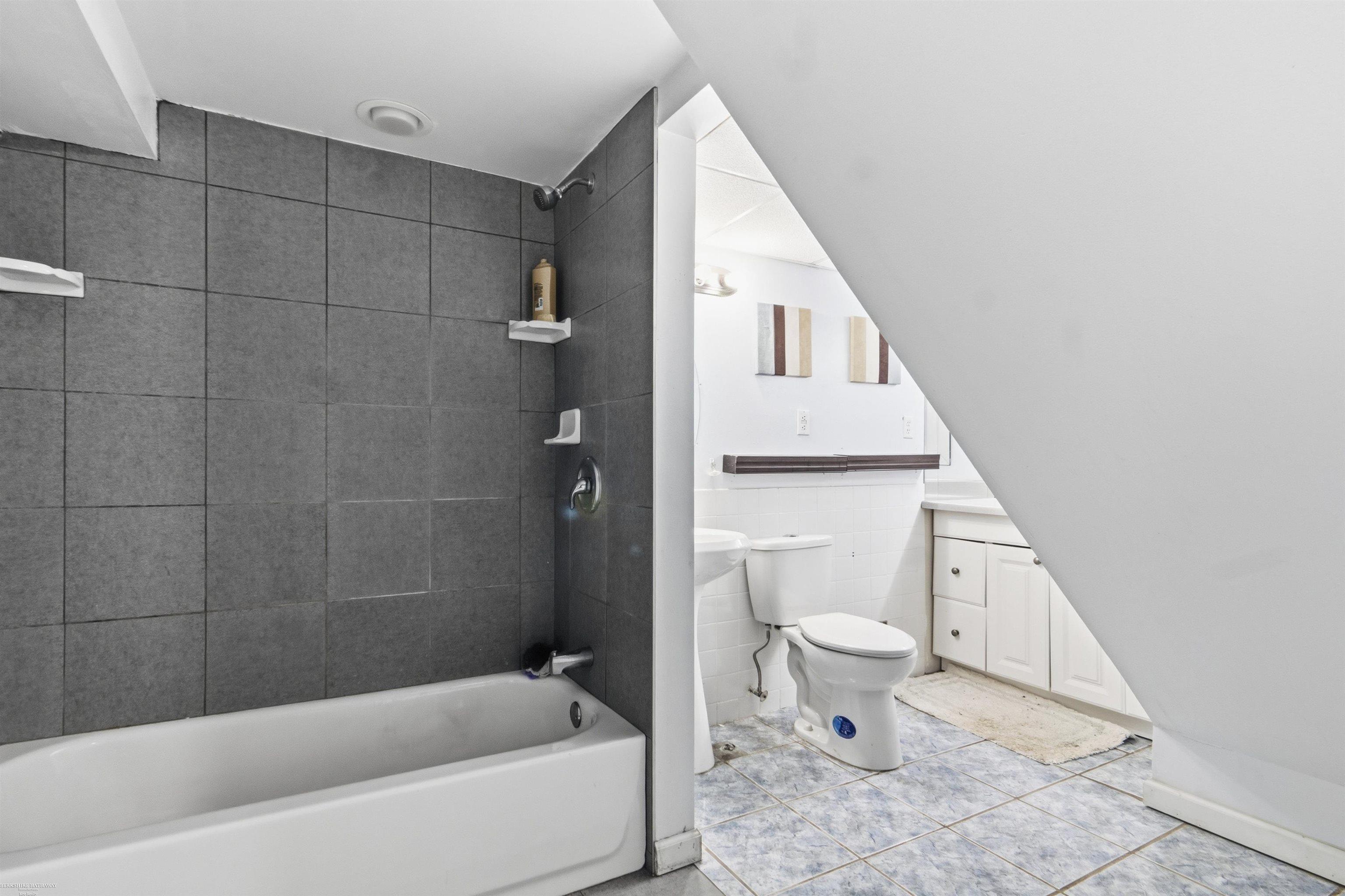 38270 Steede Dr Street, Sterling Heights, MI, 48310