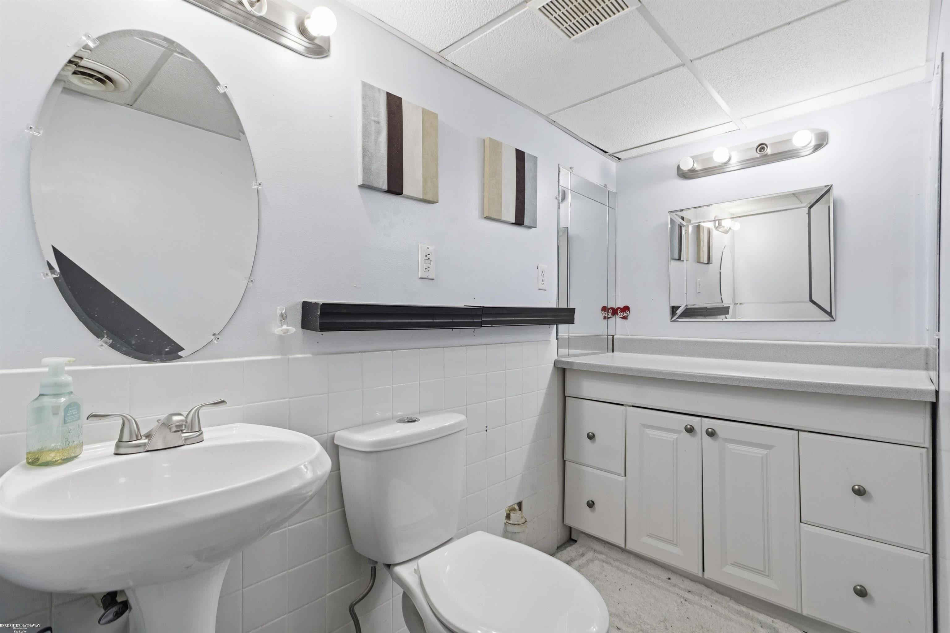 38270 Steede Dr Street, Sterling Heights, MI, 48310