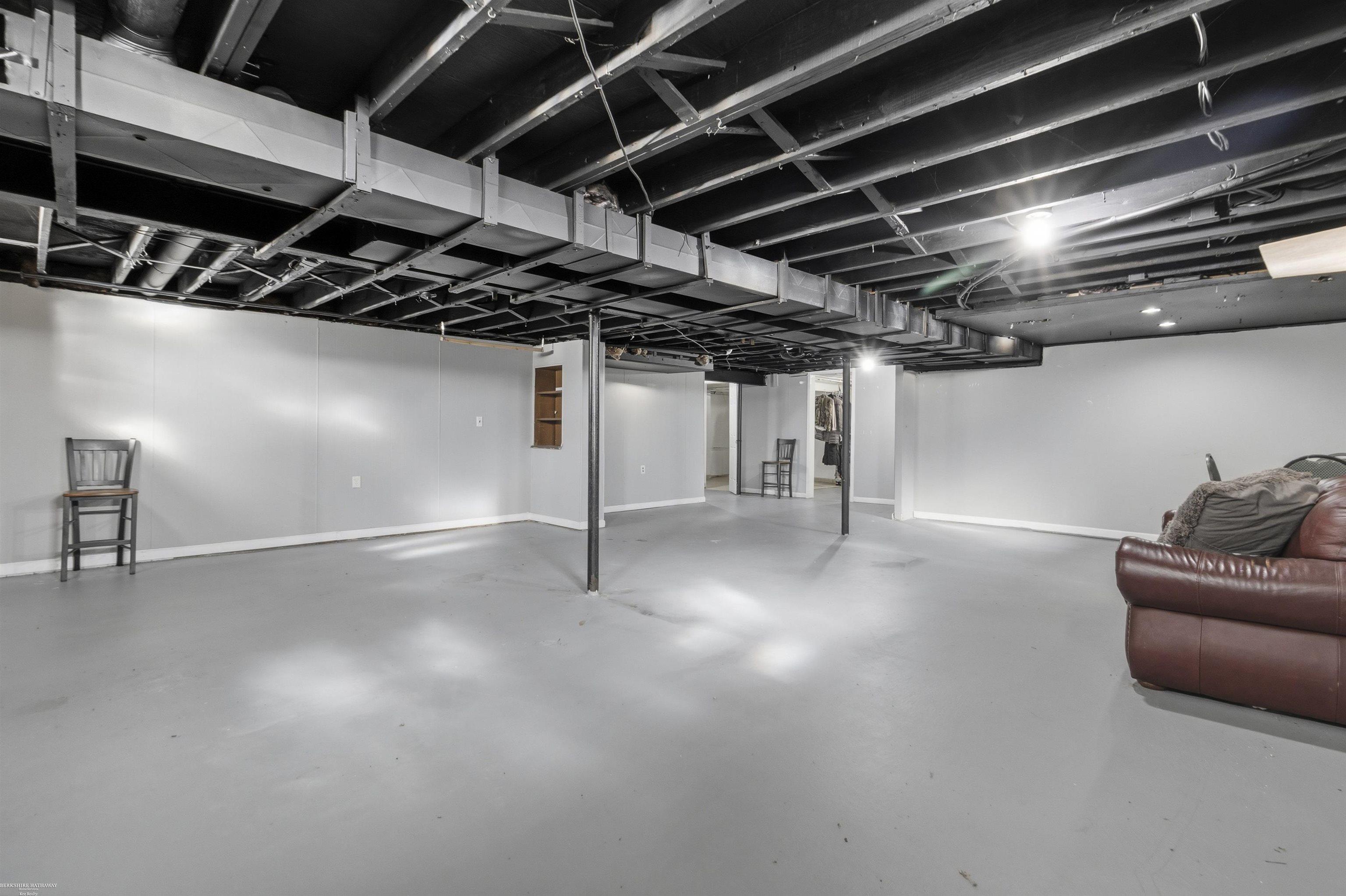 38270 Steede Dr Street, Sterling Heights, MI, 48310