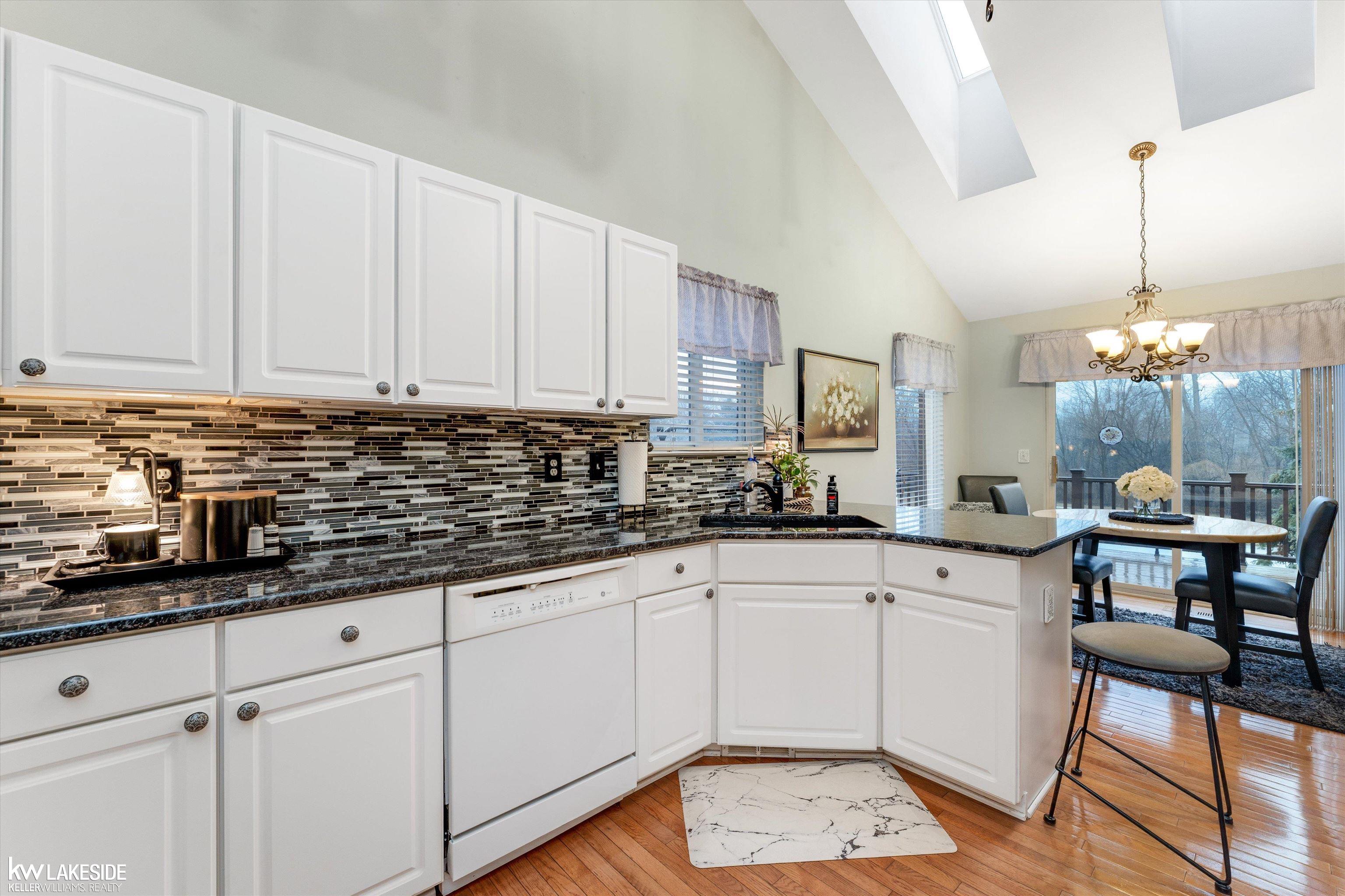 8160 Huntington Ridge Court, Washington, MI, 48094