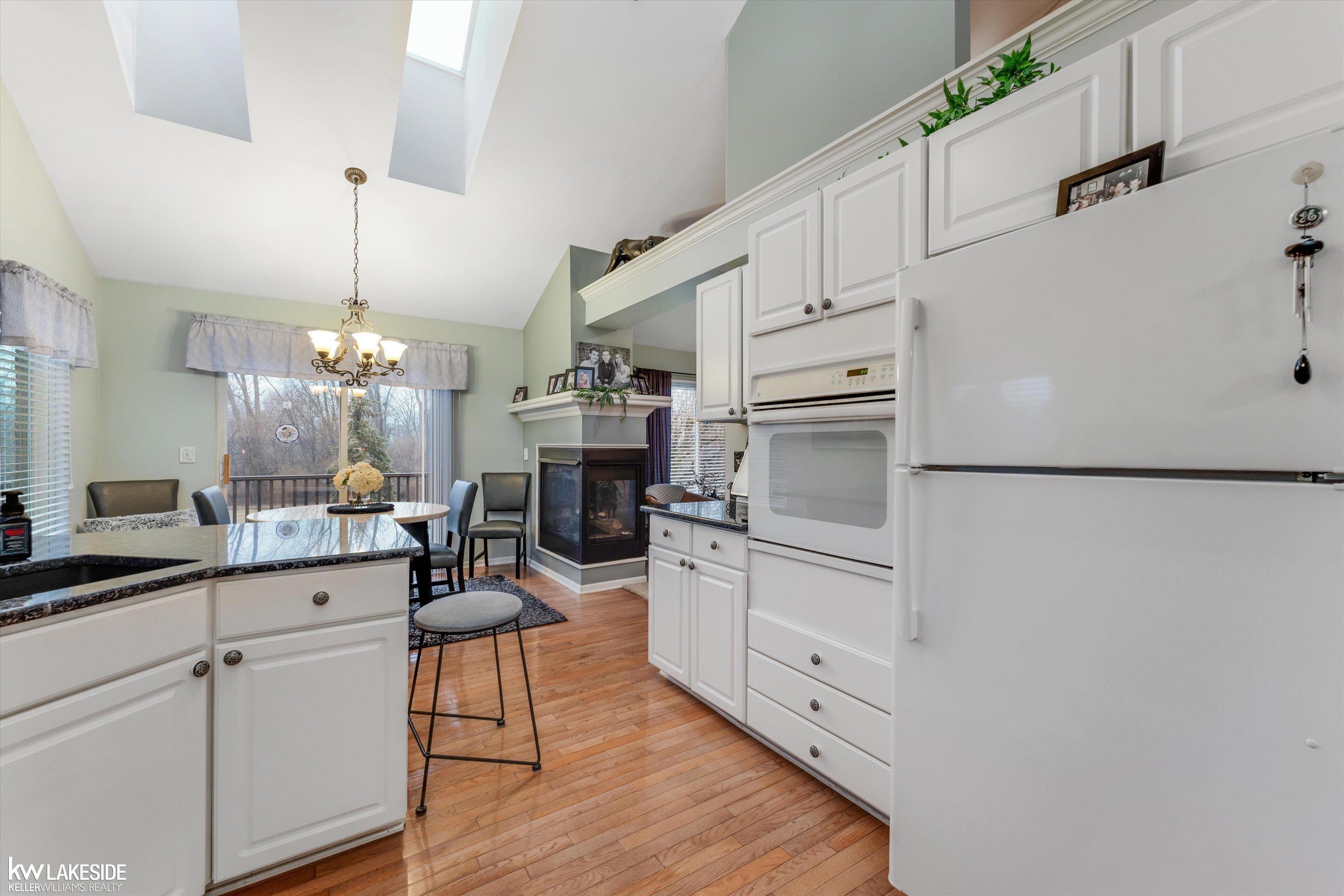 8160 Huntington Ridge Court, Washington, MI, 48094