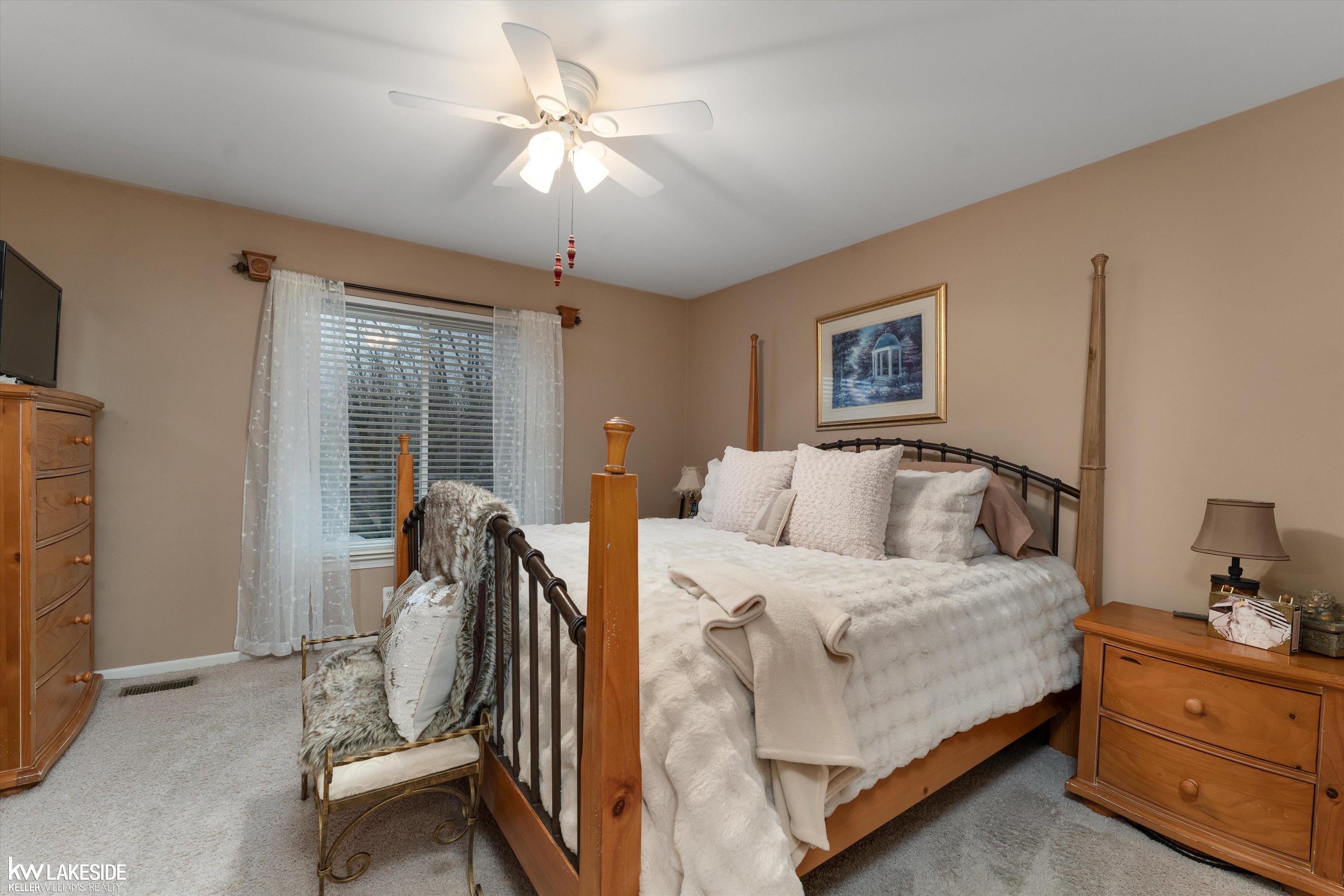 8160 Huntington Ridge Court, Washington, MI, 48094
