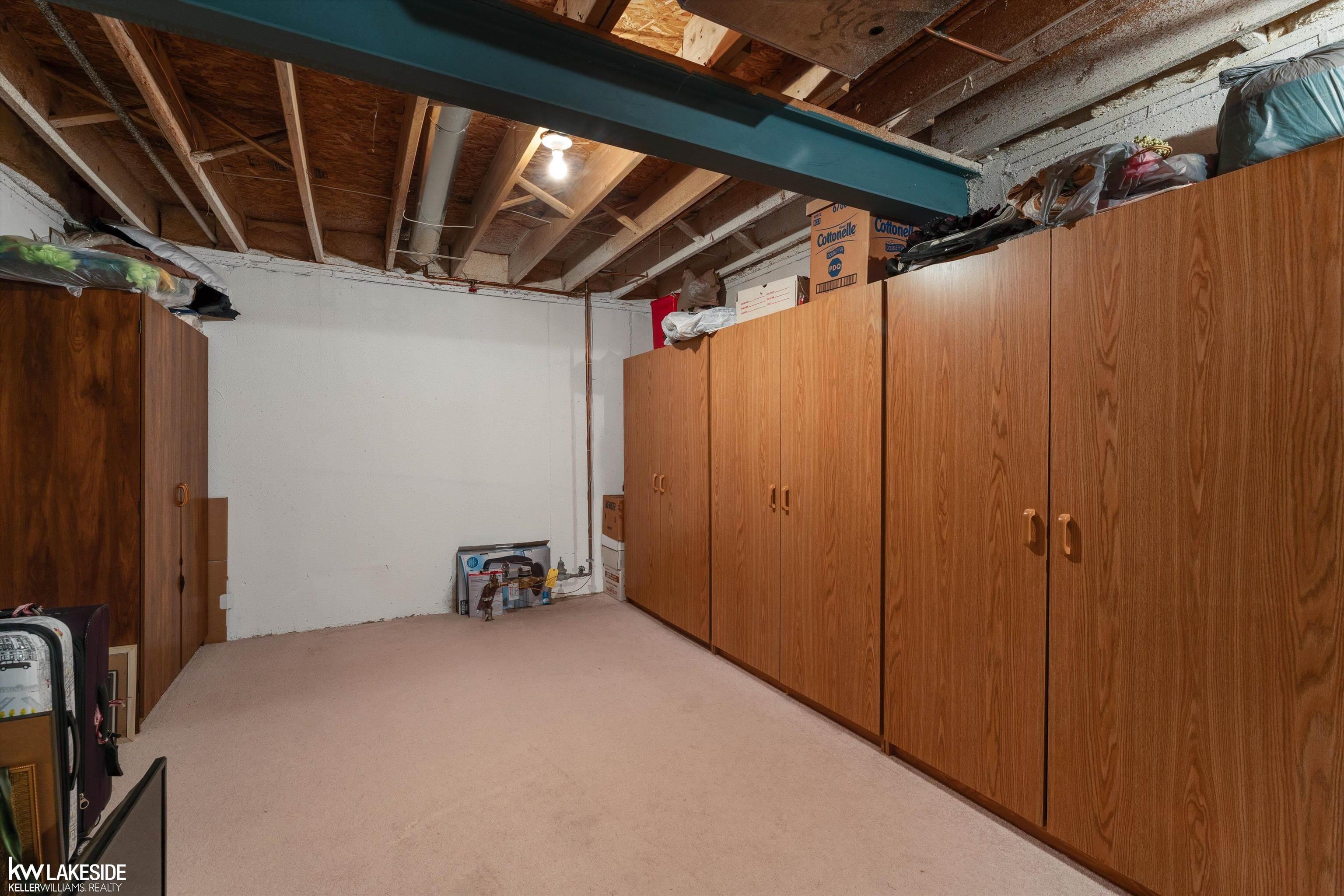 8160 Huntington Ridge Court, Washington, MI, 48094