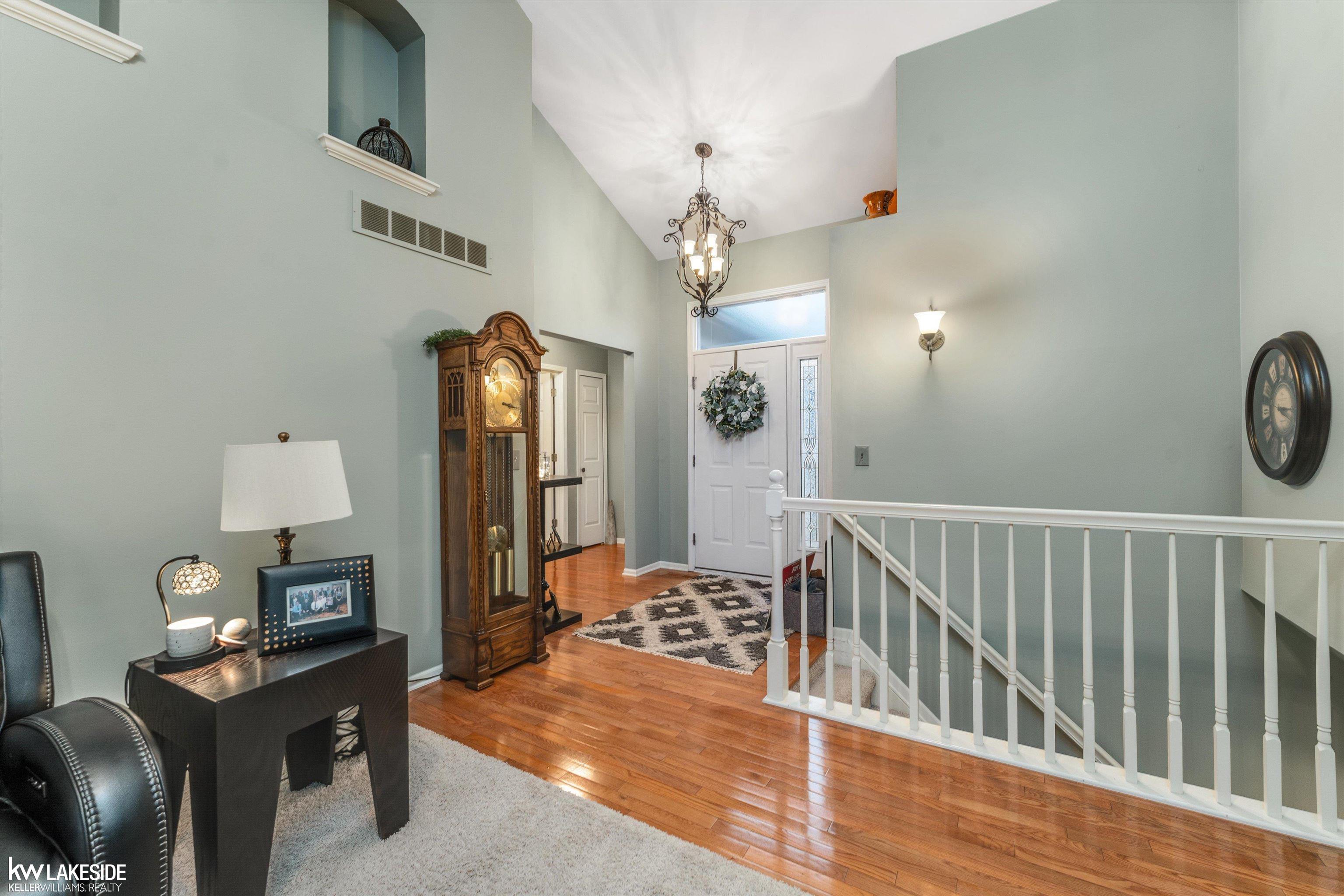 8160 Huntington Ridge Court, Washington, MI, 48094