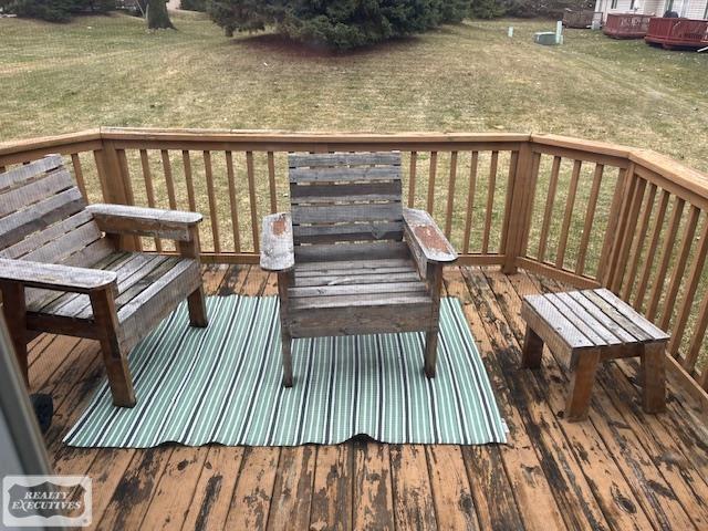 24381 Juliet Drive, Center Line, MI, 48015