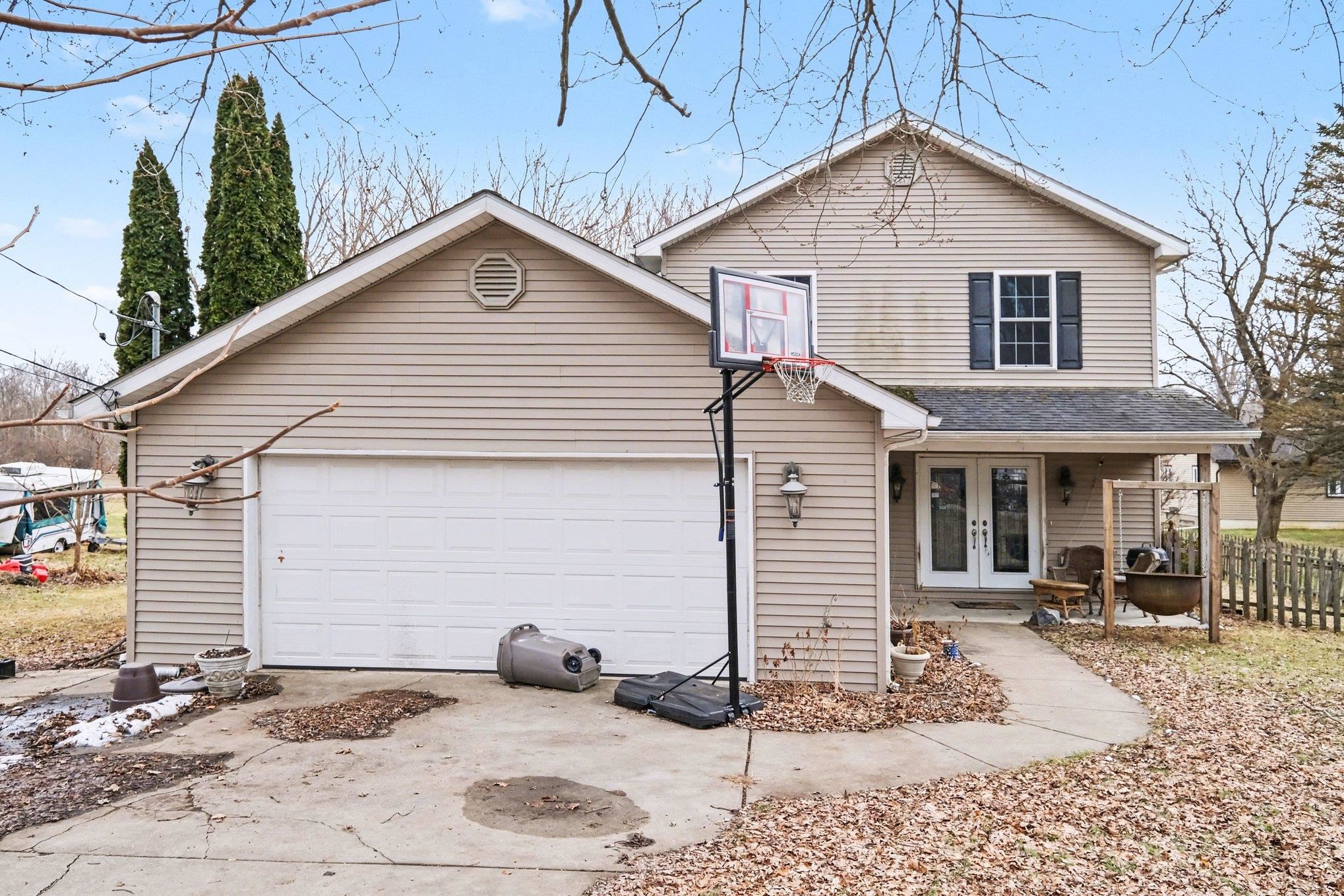 4444 Meadowbrook Dr Drive, Flint, MI, 48506