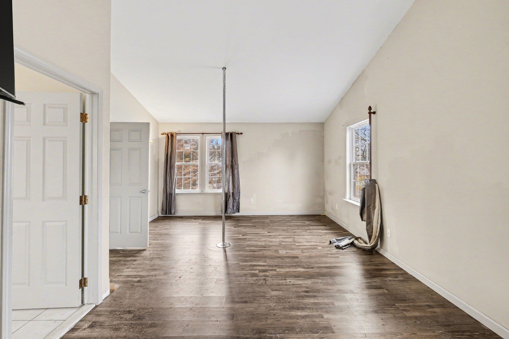 4444 Meadowbrook Dr Drive, Flint, MI, 48506