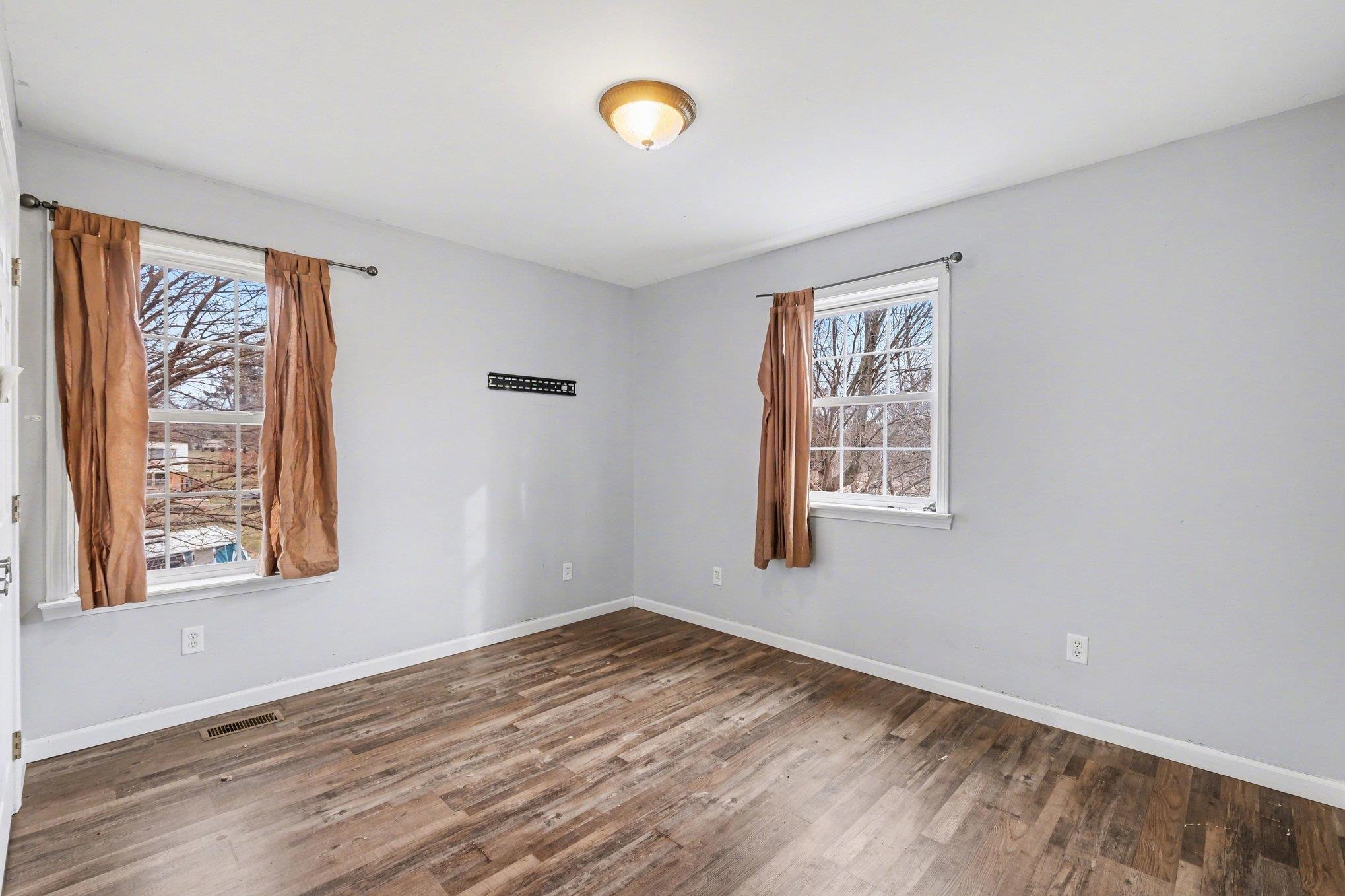 4444 Meadowbrook Dr Drive, Flint, MI, 48506