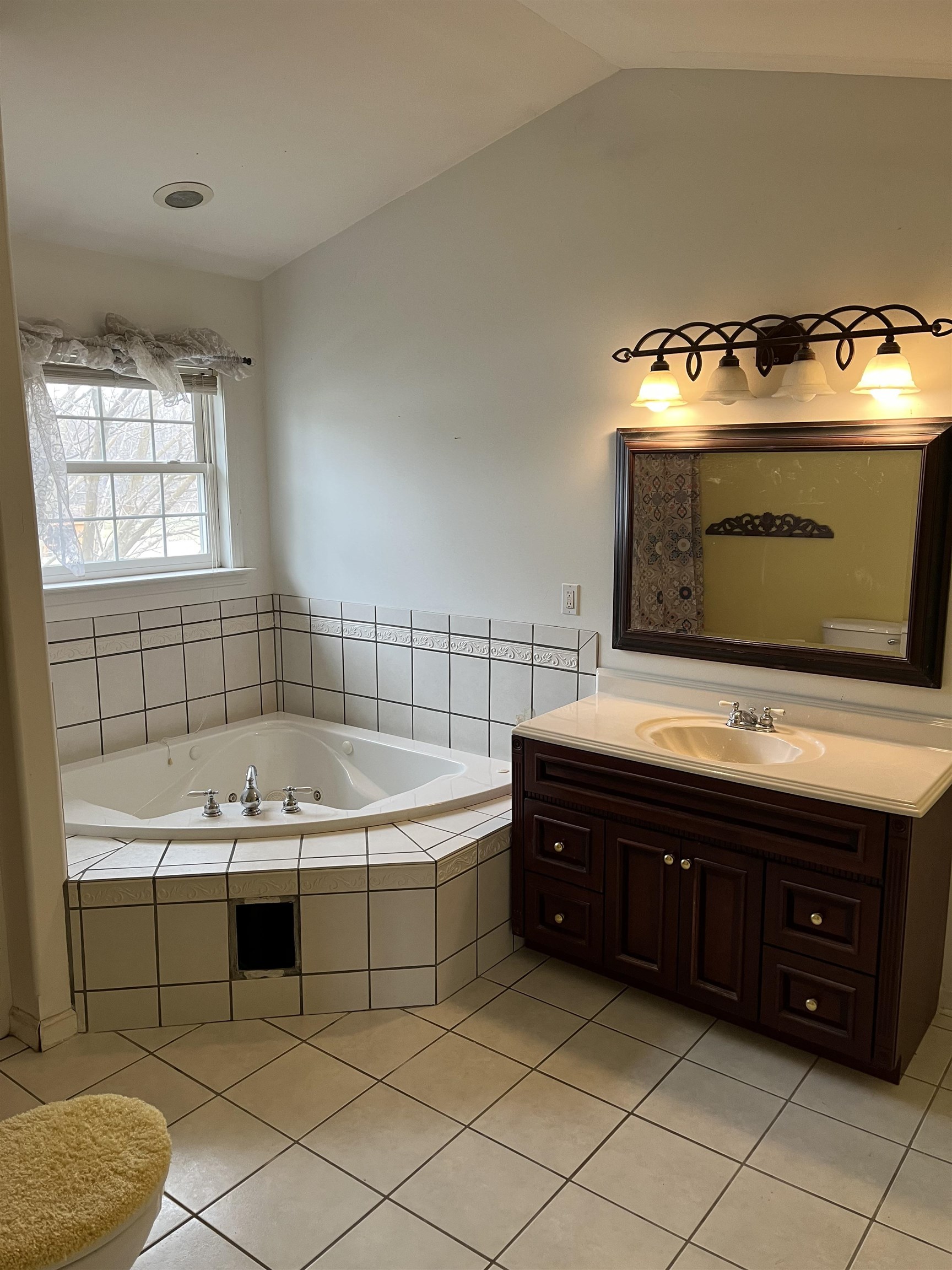 4444 Meadowbrook Dr Drive, Flint, MI, 48506