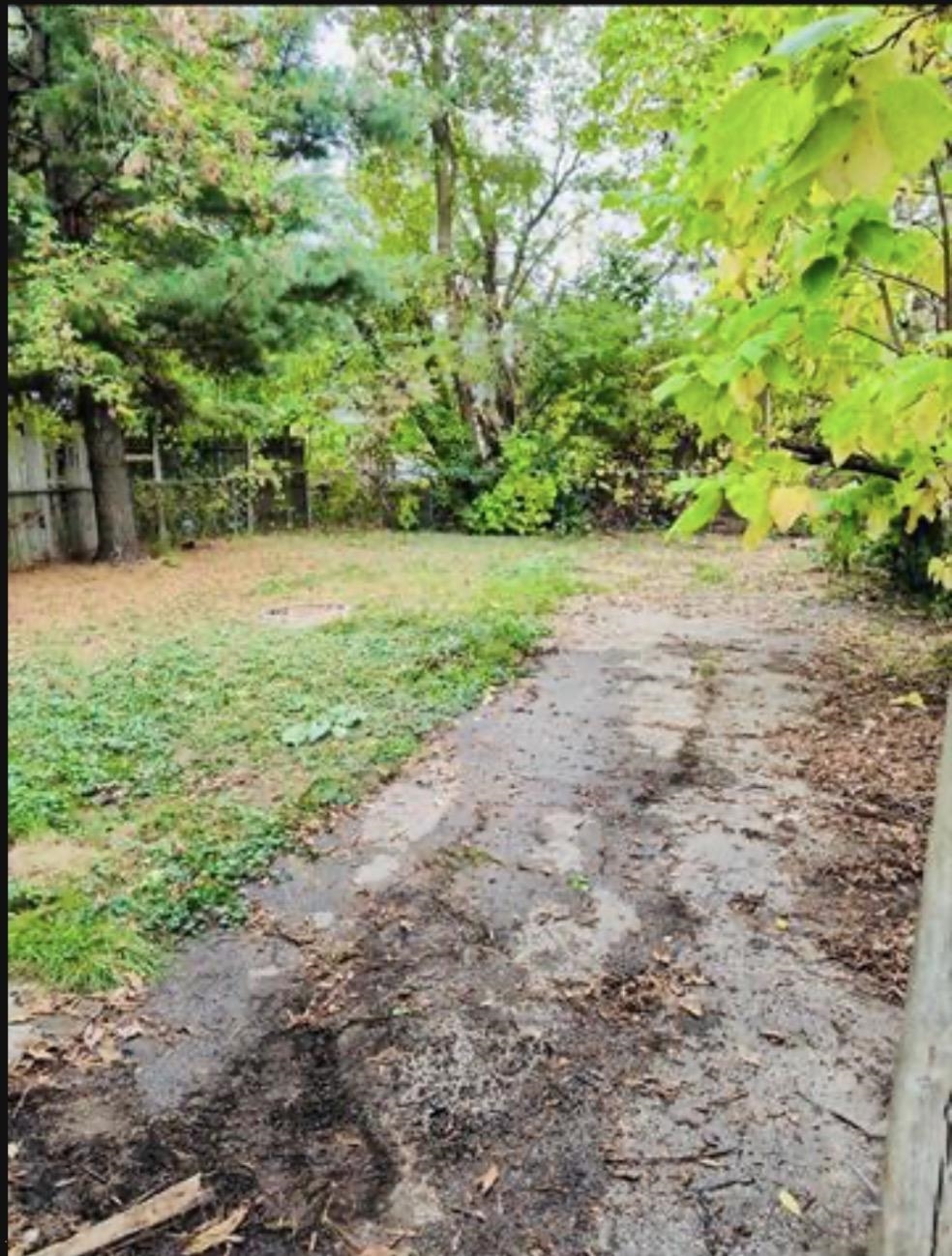 615 Freeman Avenue photo 4