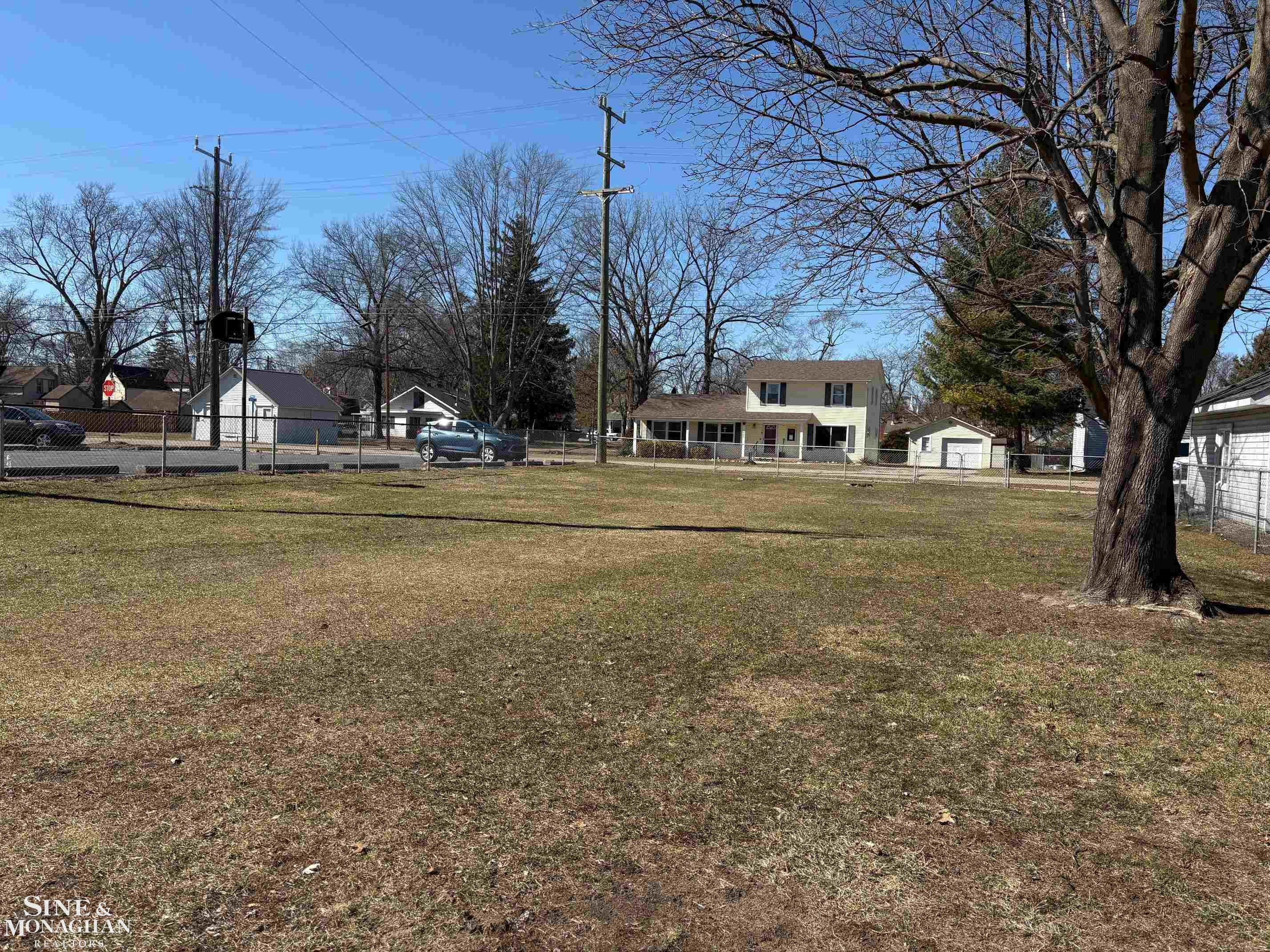 1609 Saint Clair River Drive, Algonac, MI, 48001