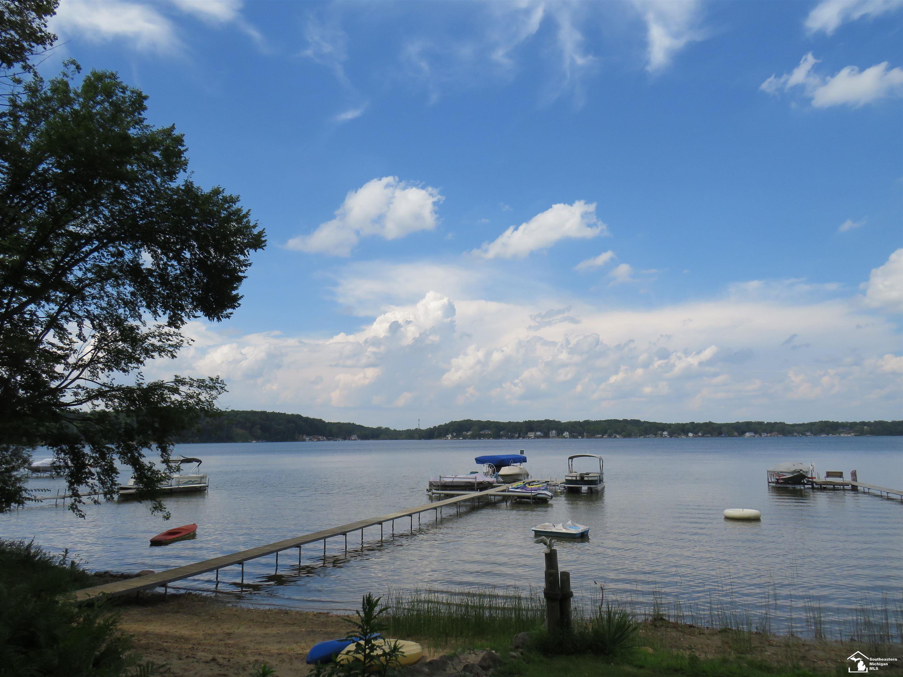 1193 Sand Lake Highway, Onsted, MI, 49265