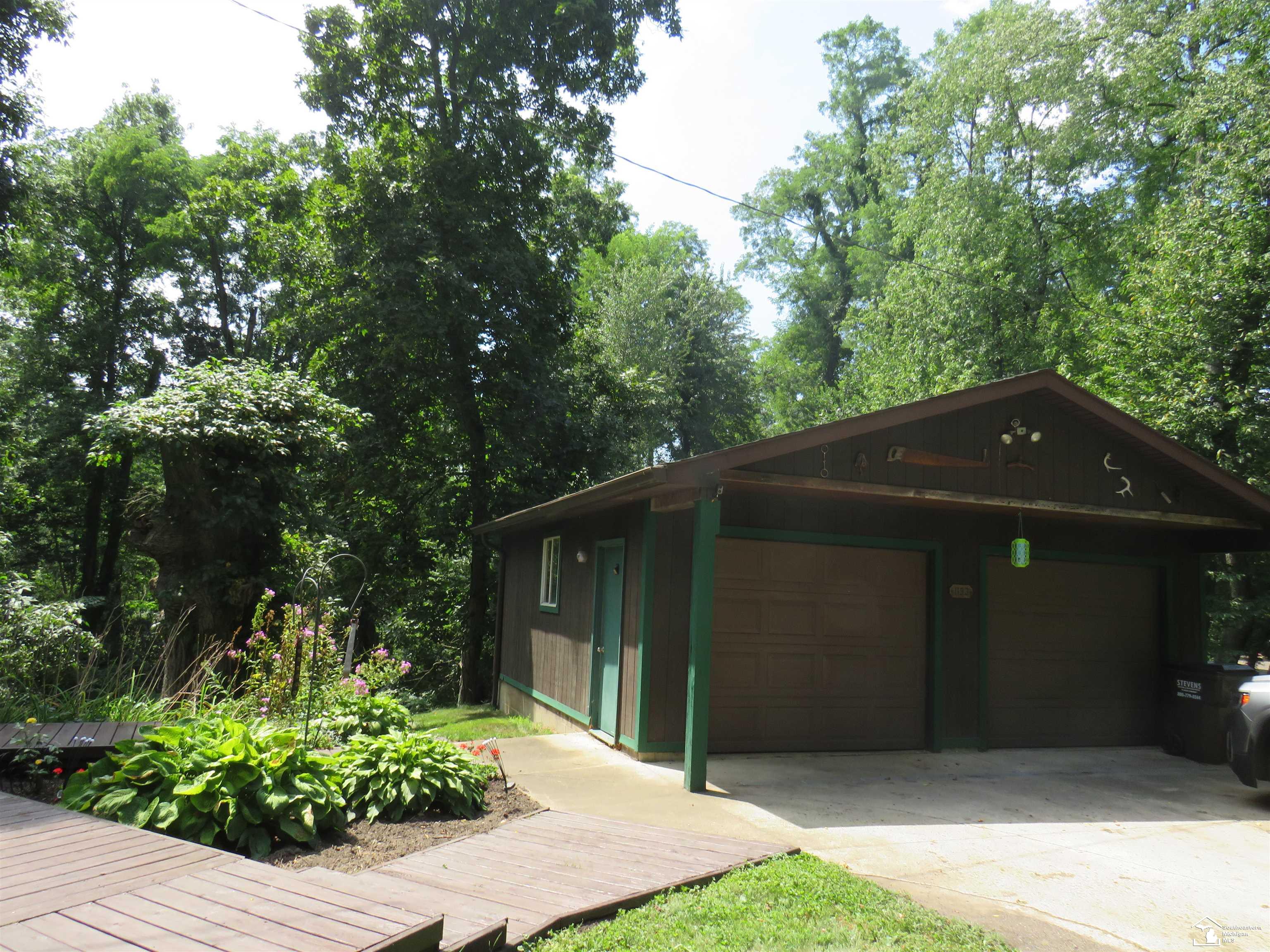 1193 Sand Lake Highway, Onsted, MI, 49265