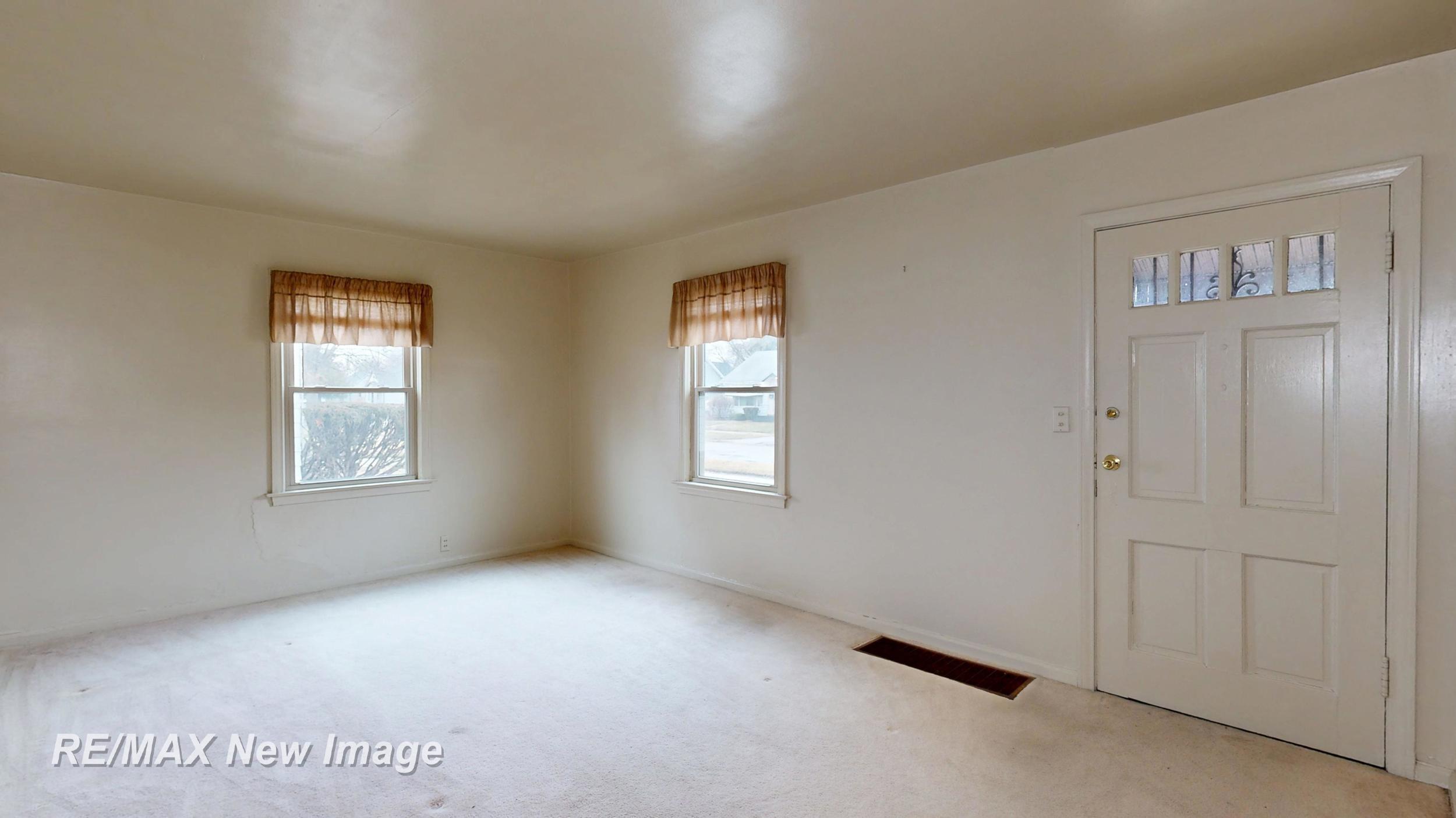 2430 Whittier Street, Saginaw, MI, 48601