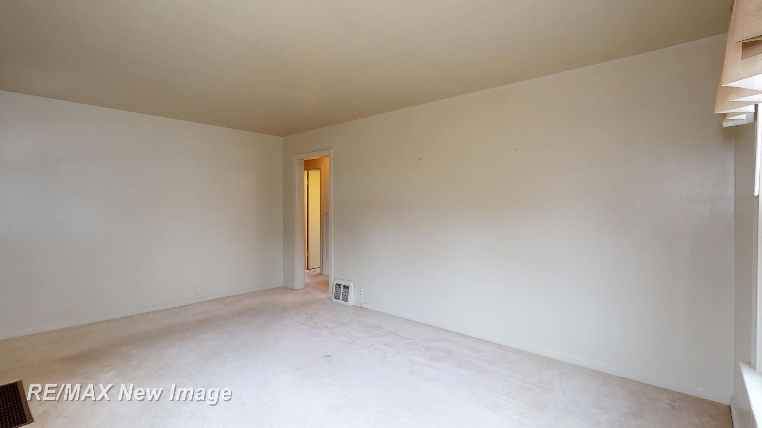 2430 Whittier Street, Saginaw, MI, 48601