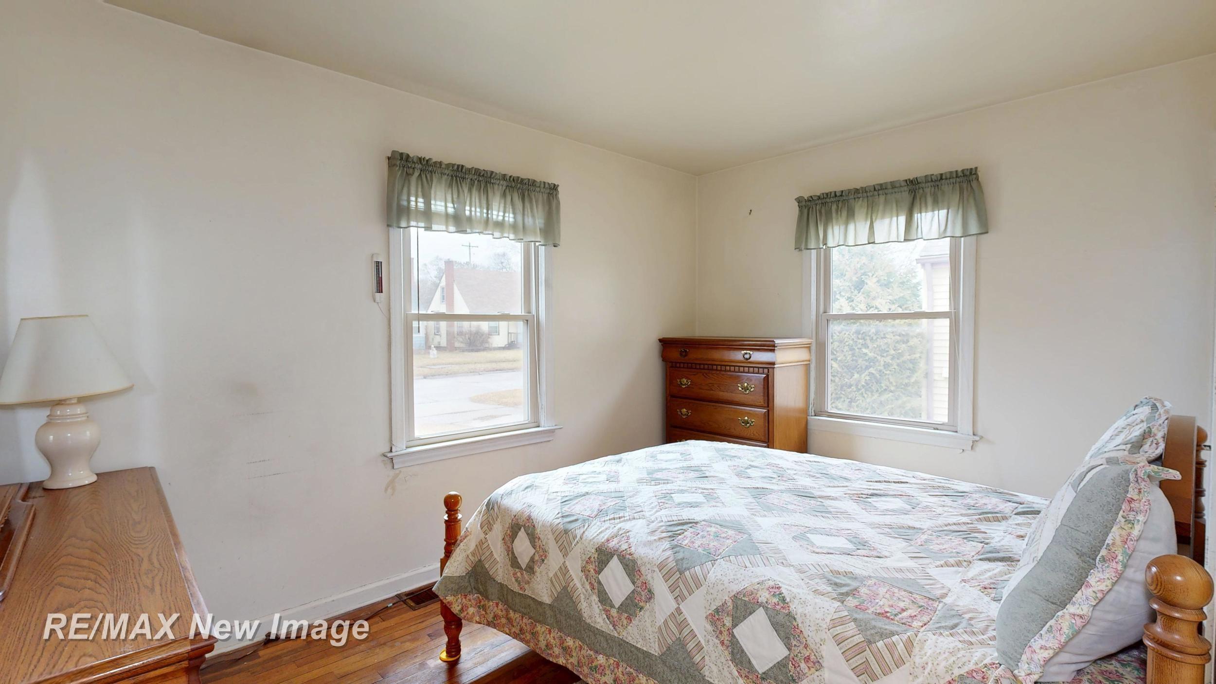 2430 Whittier Street, Saginaw, MI, 48601