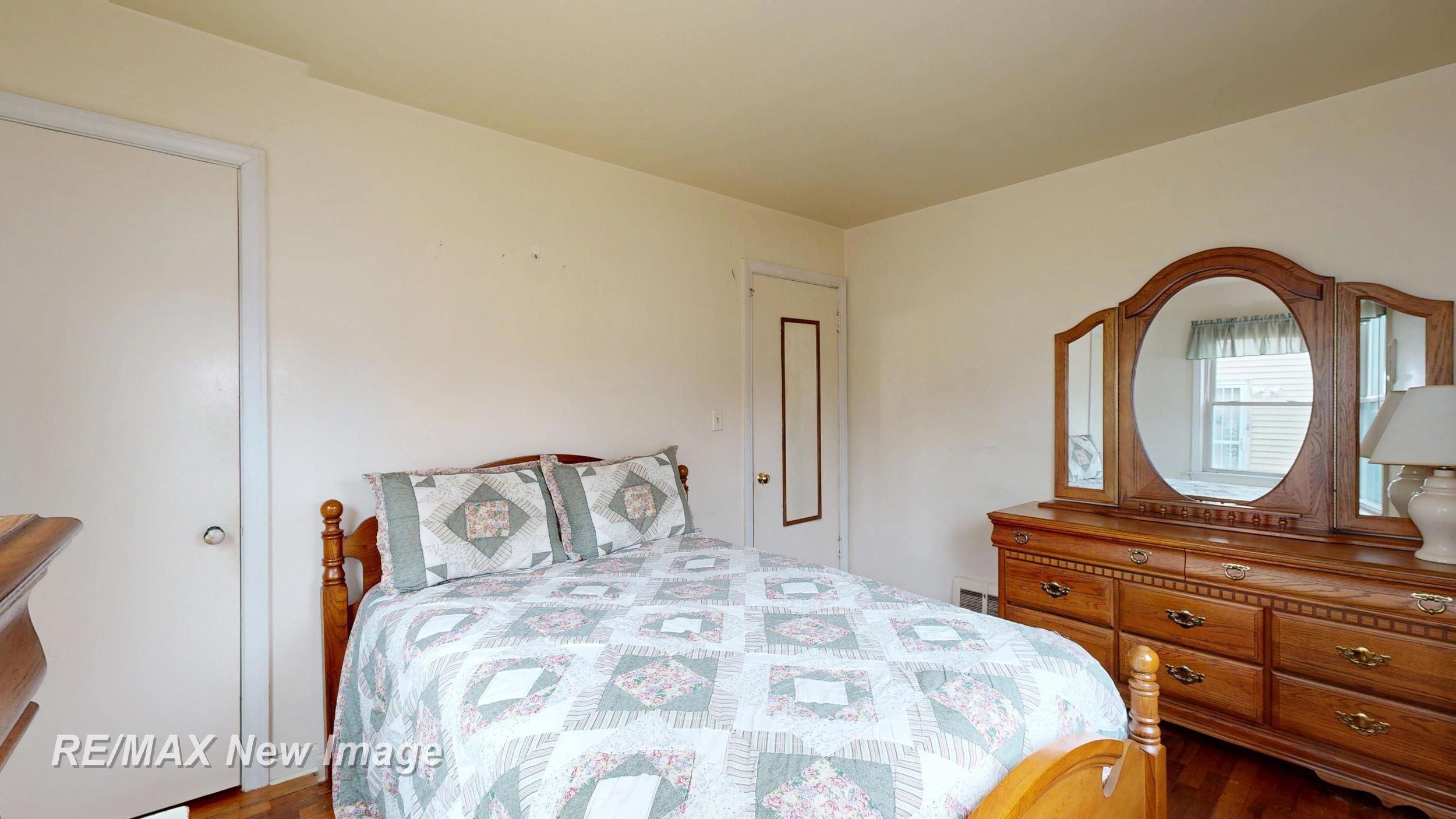 2430 Whittier Street, Saginaw, MI, 48601