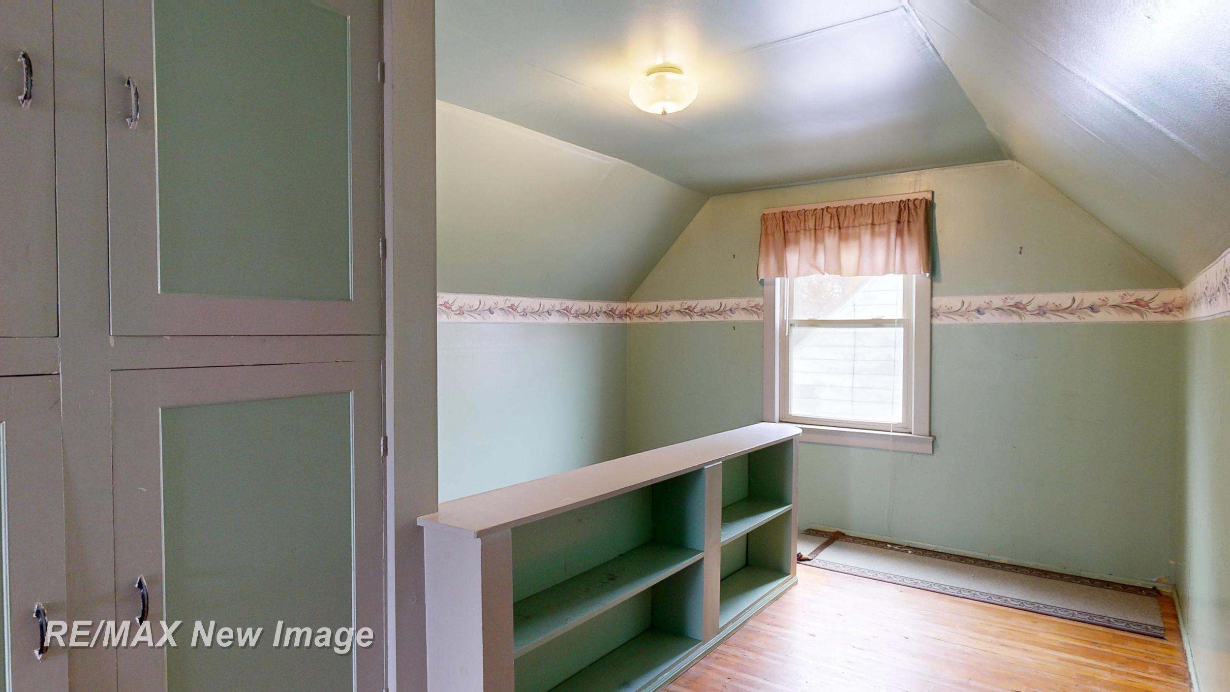 2430 Whittier Street, Saginaw, MI, 48601