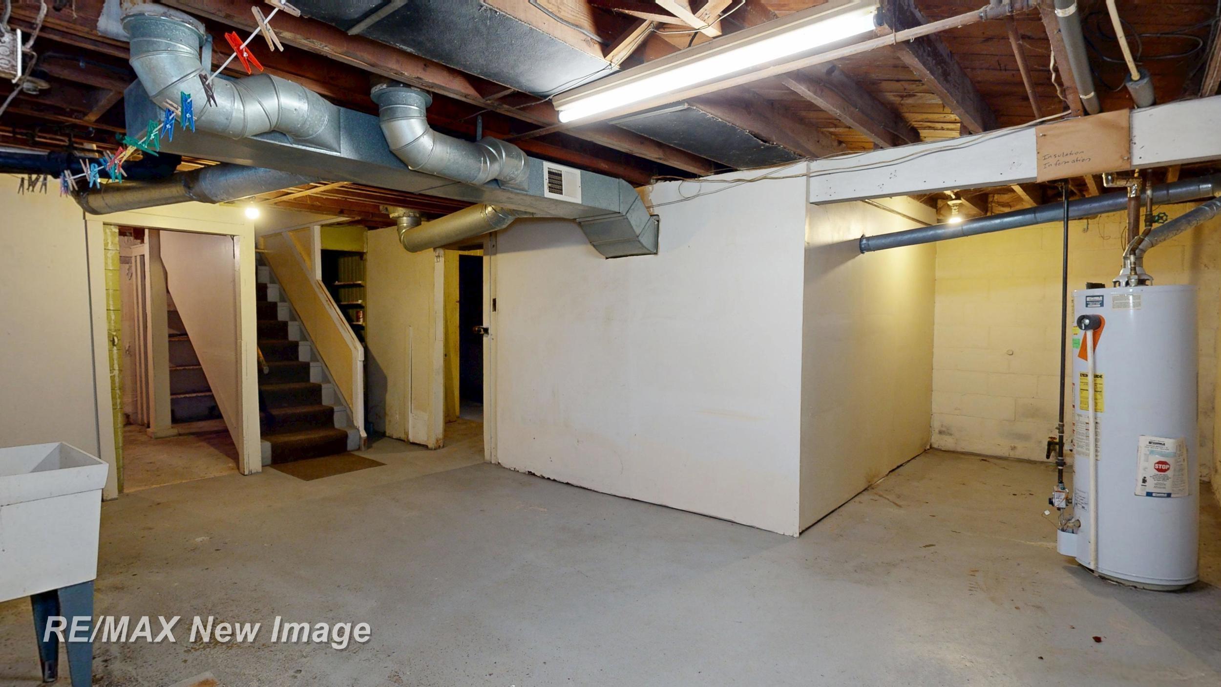 2430 Whittier Street, Saginaw, MI, 48601