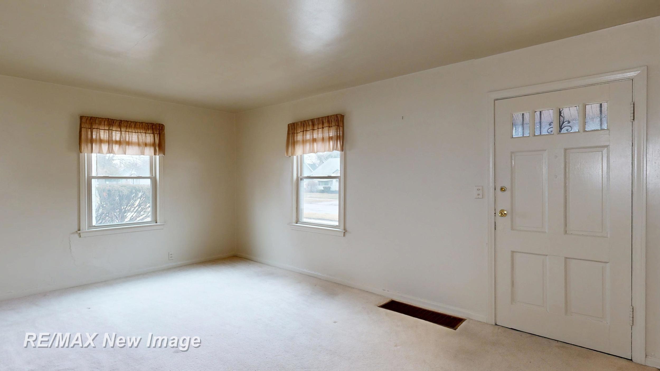 2430 Whittier Street, Saginaw, MI, 48601