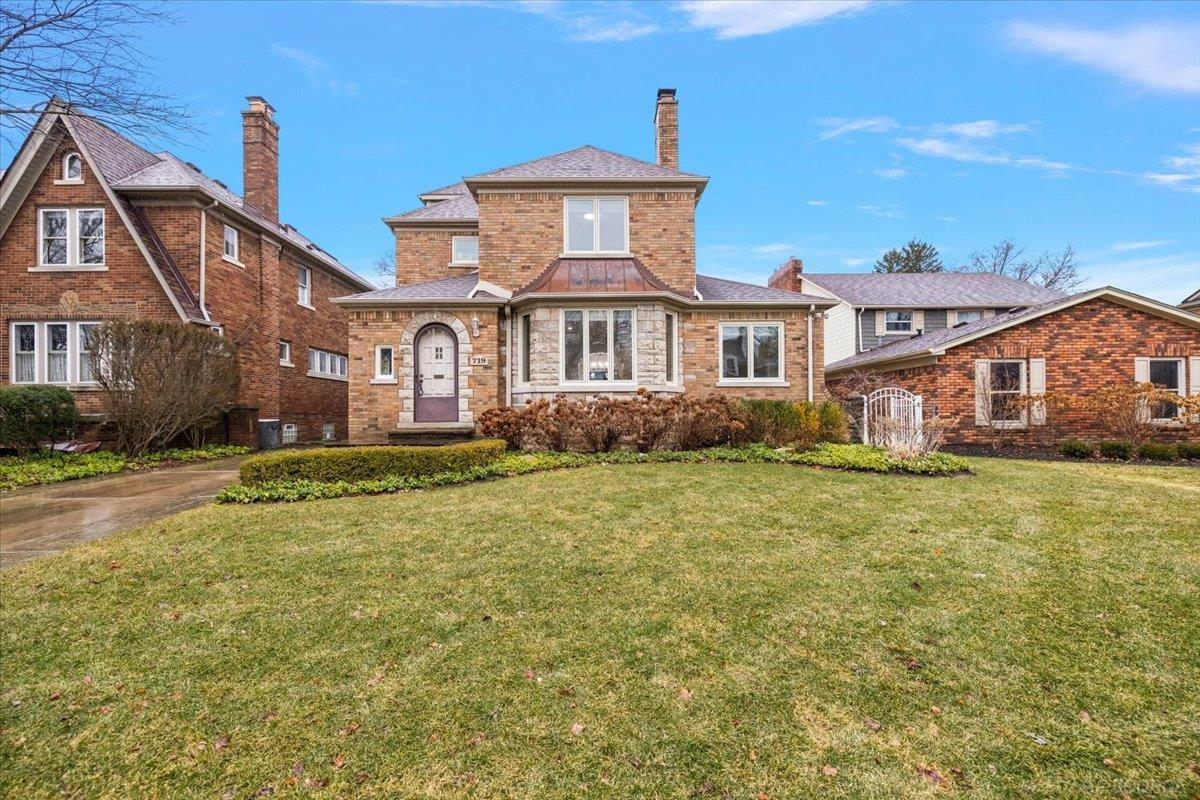 Grosse Pointe, MI, 48230