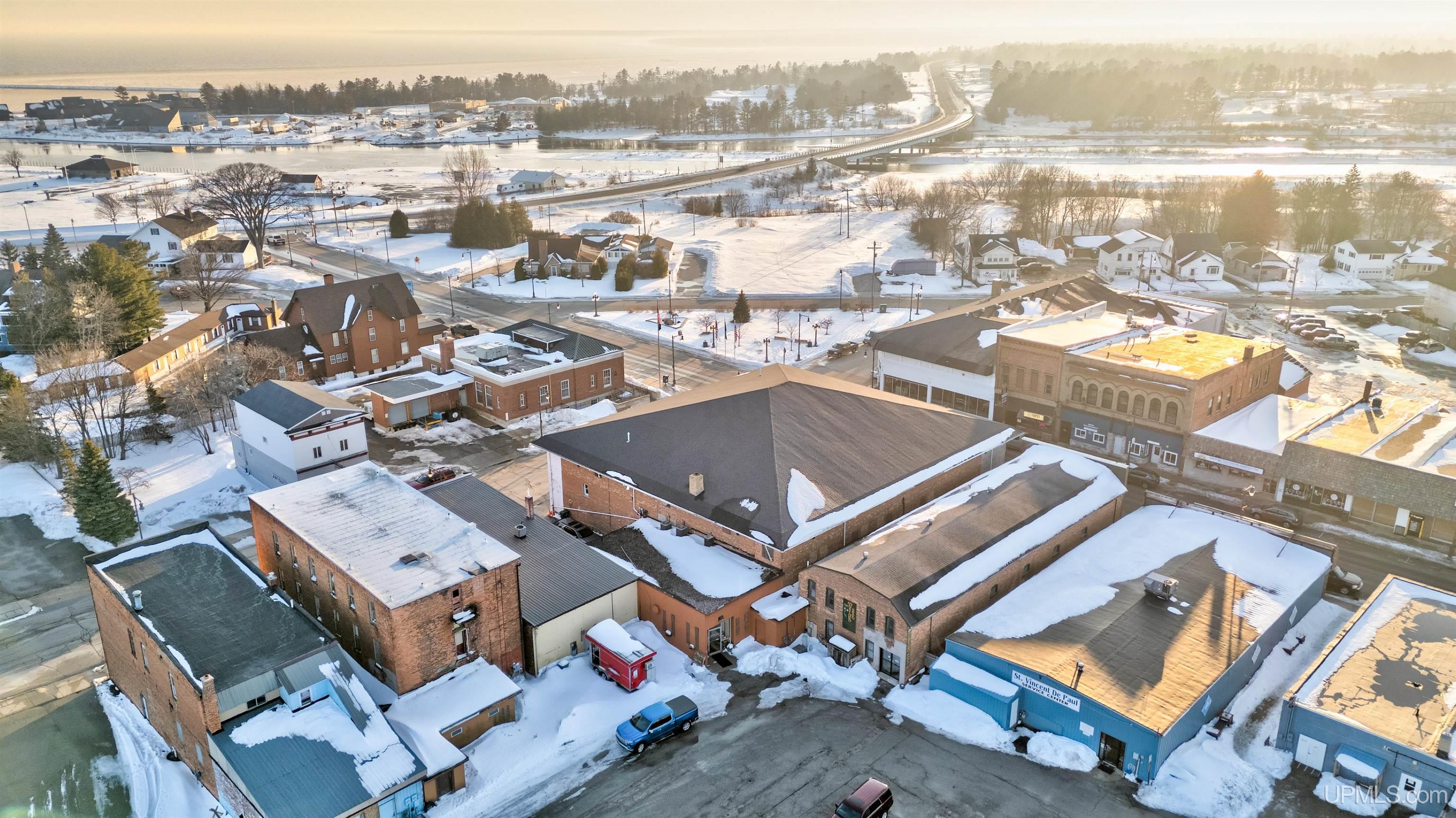 239 S Cedar Street, Manistique, MI, 49854